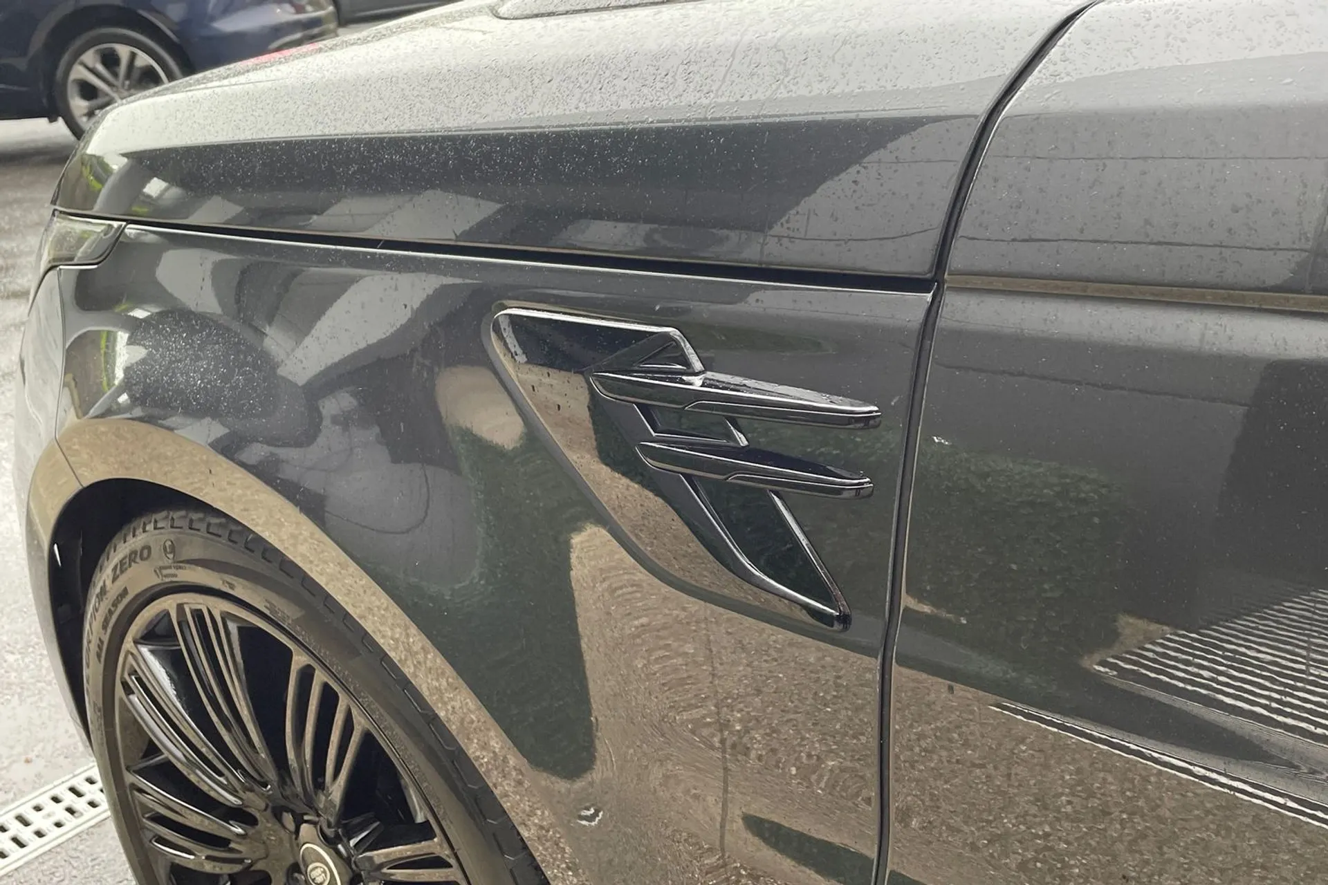 LAND ROVER RANGE ROVER SPORT thumbnail image number 26