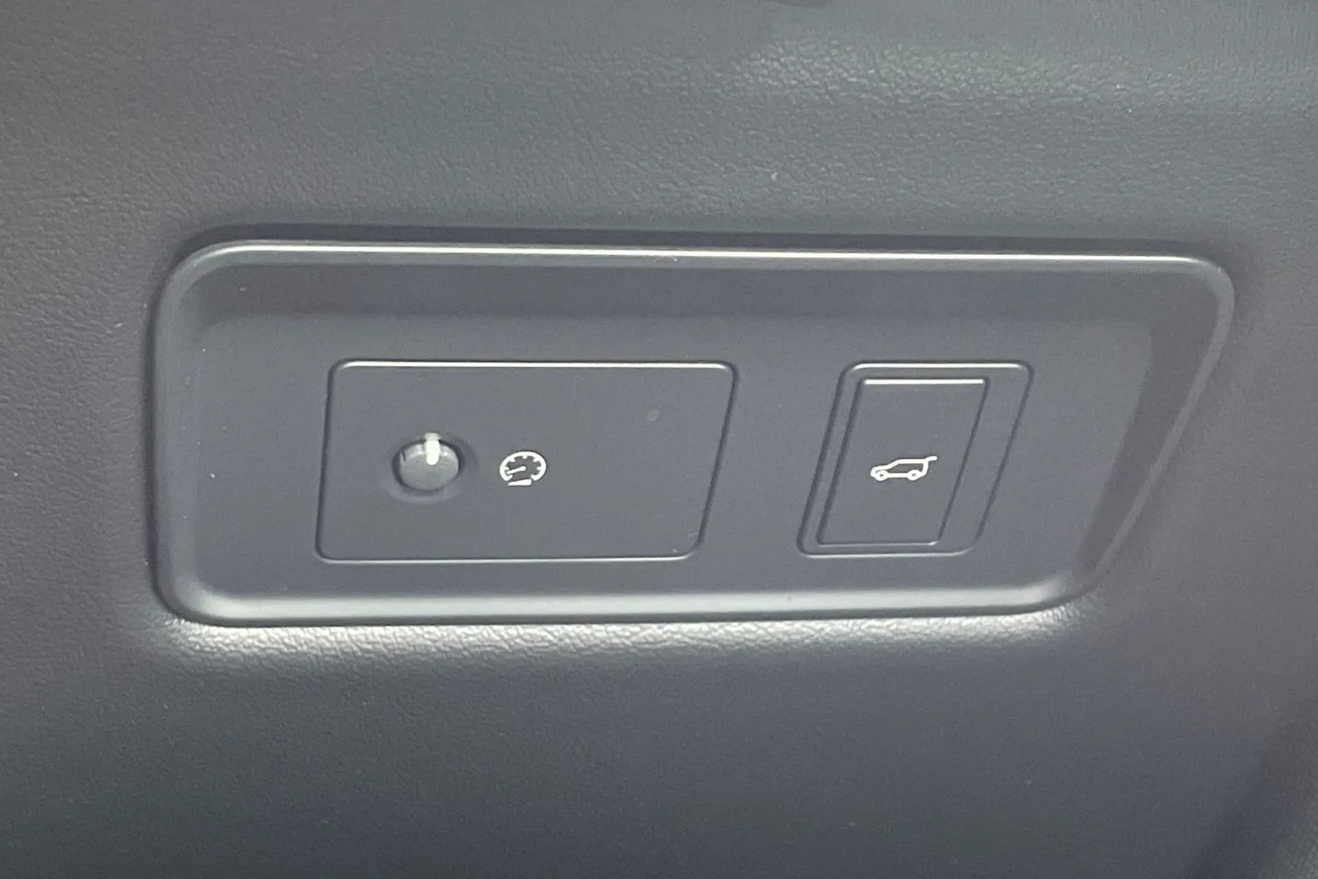 LAND ROVER RANGE ROVER SPORT thumbnail image number 60