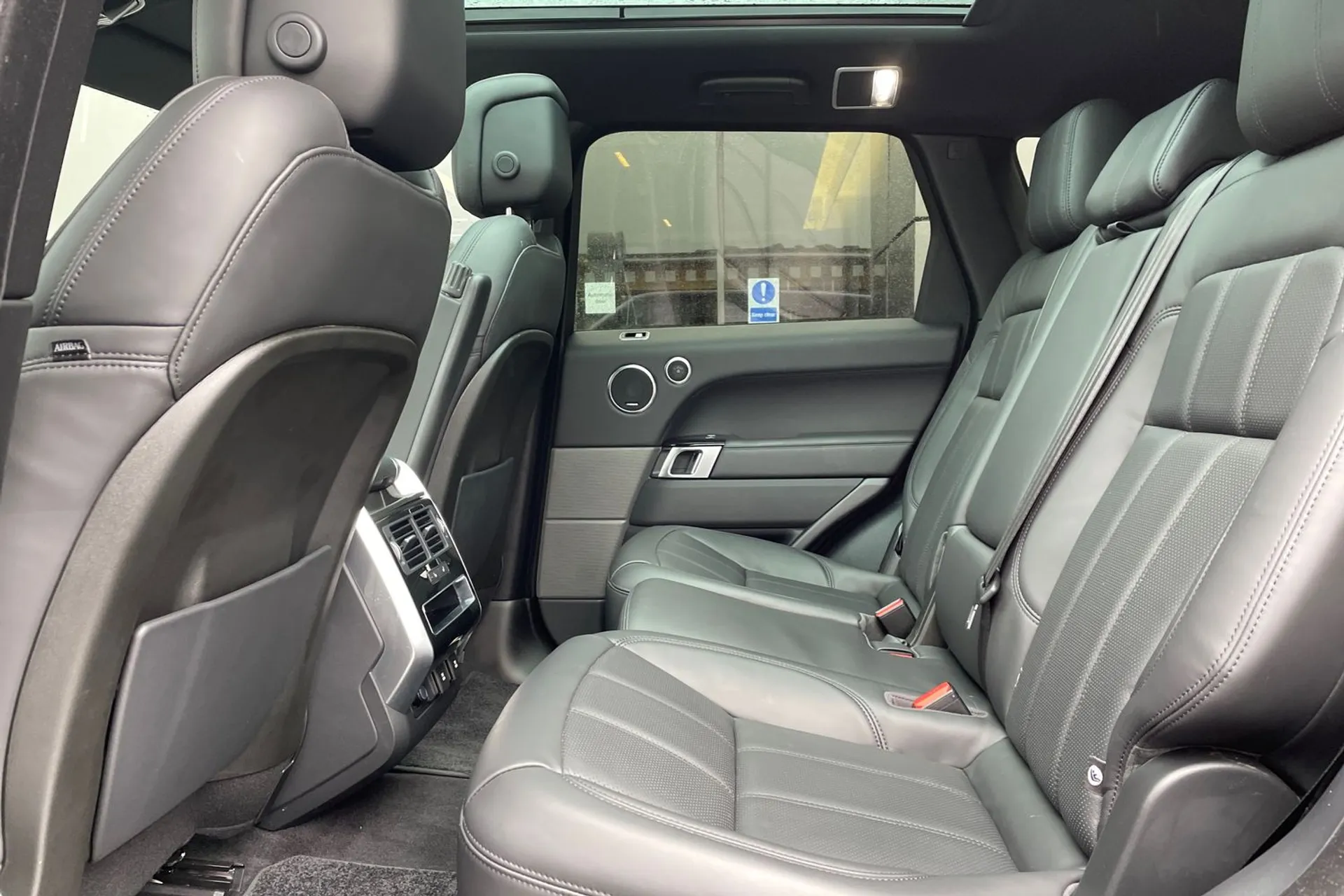 LAND ROVER RANGE ROVER SPORT thumbnail image number 37