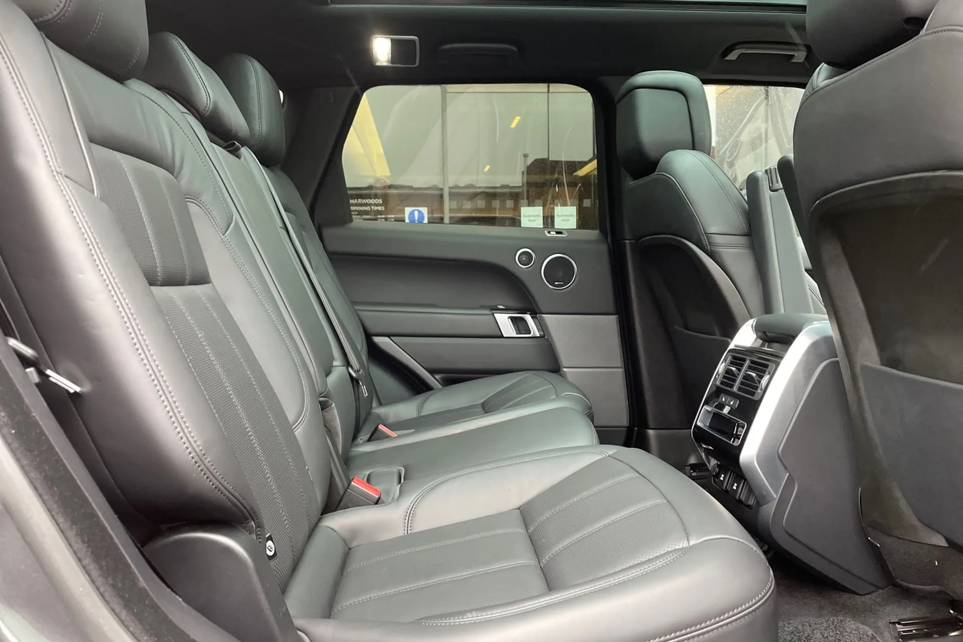 LAND ROVER RANGE ROVER SPORT thumbnail image number 21