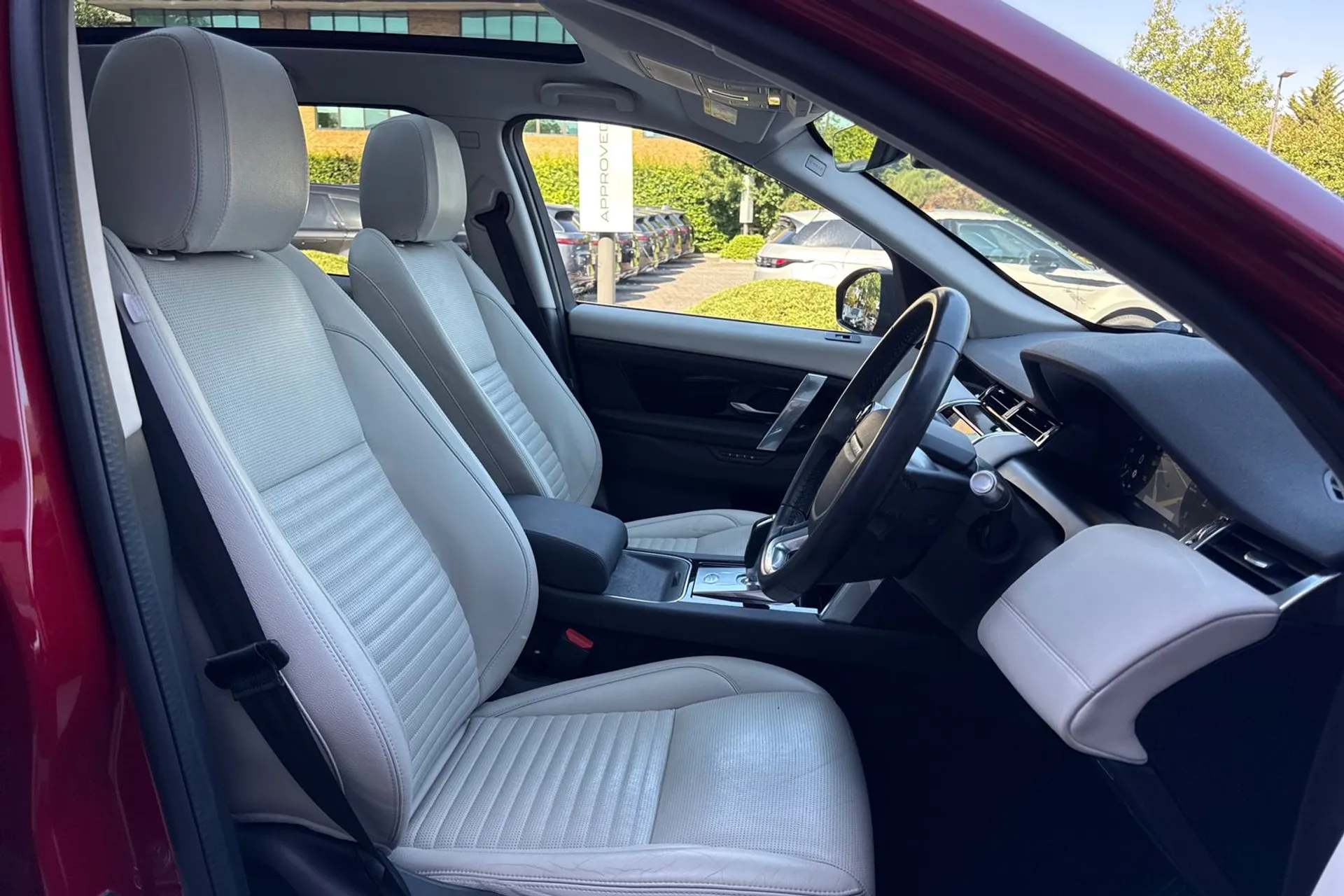 LAND ROVER DISCOVERY SPORT thumbnail image number 41