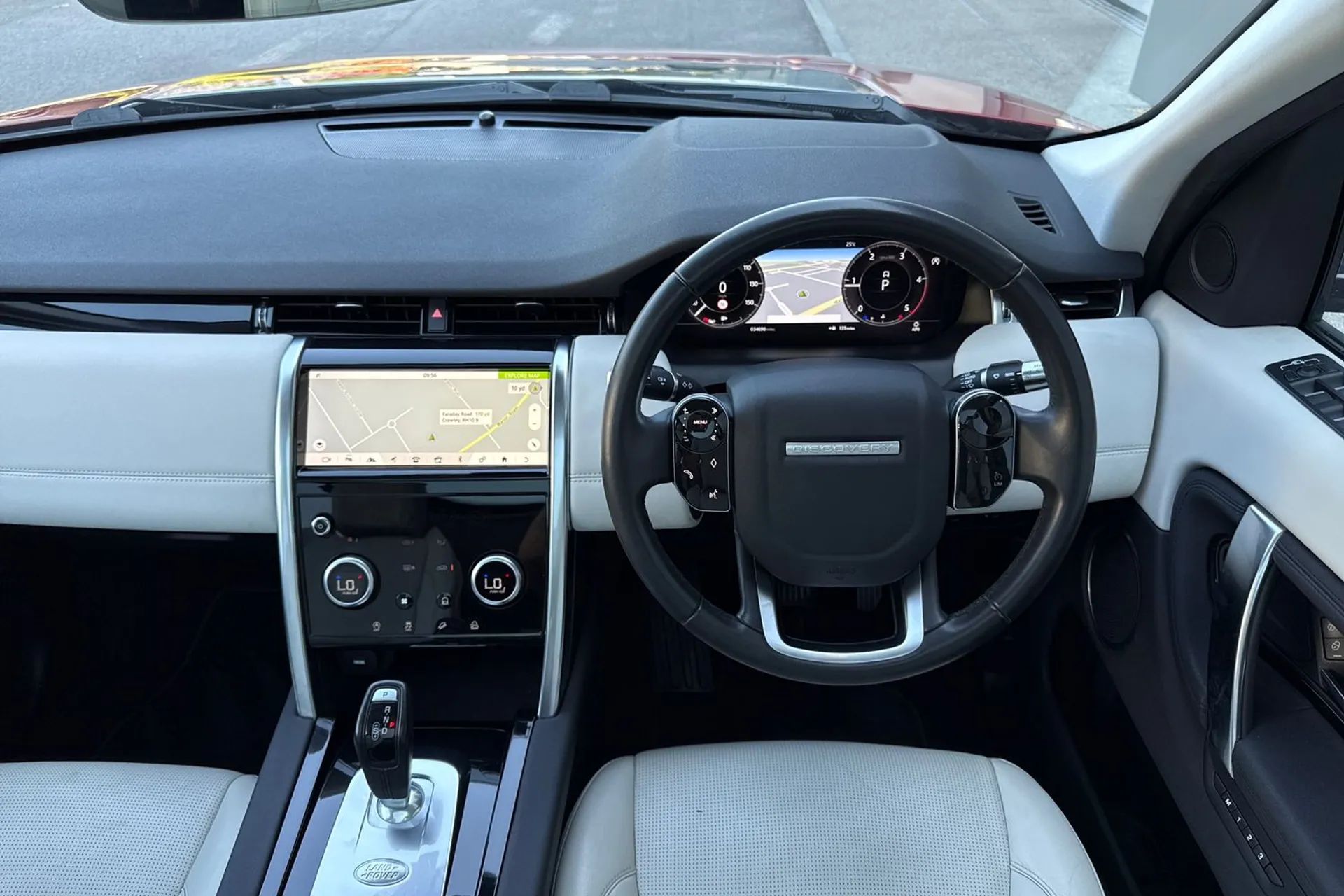 LAND ROVER DISCOVERY SPORT thumbnail image number 27