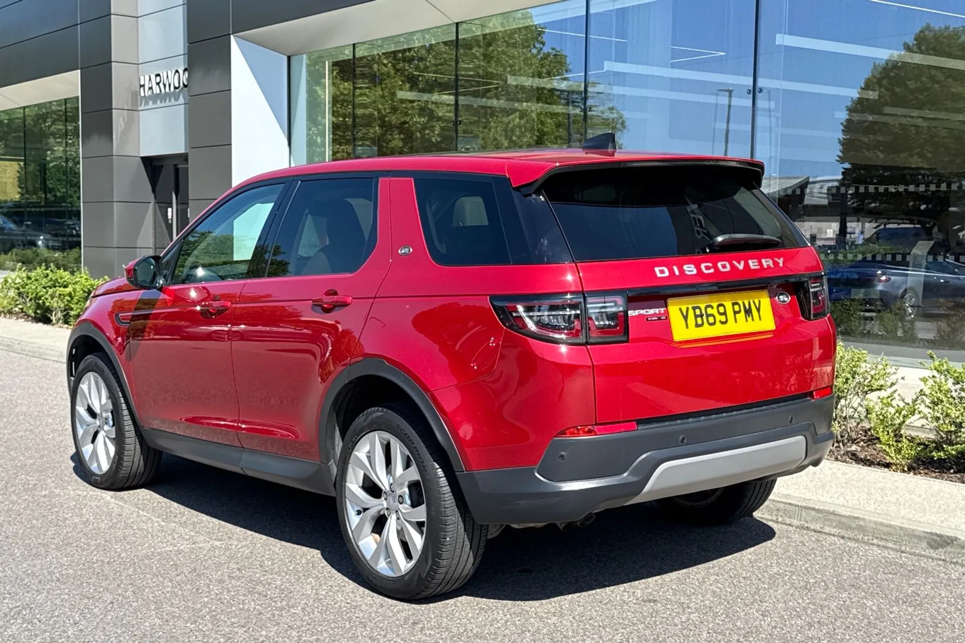 LAND ROVER DISCOVERY SPORT thumbnail image number 14