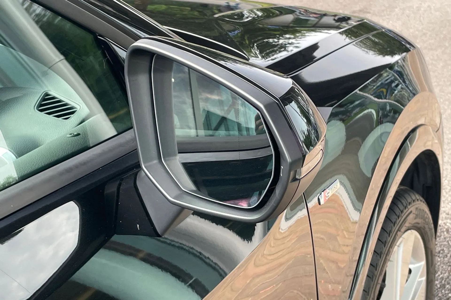 Audi Q2 thumbnail image number 47