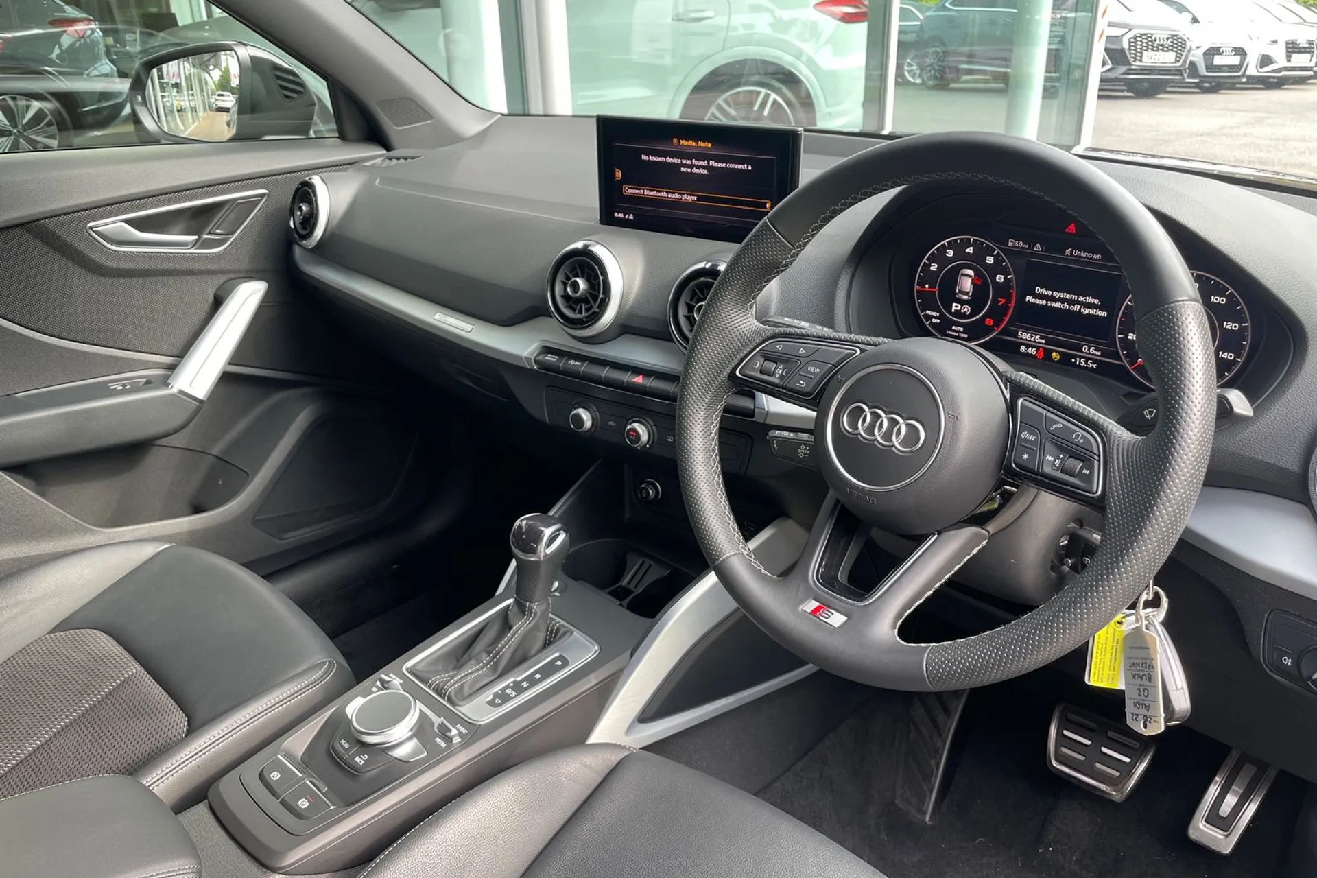 Audi Q2 thumbnail image number 25