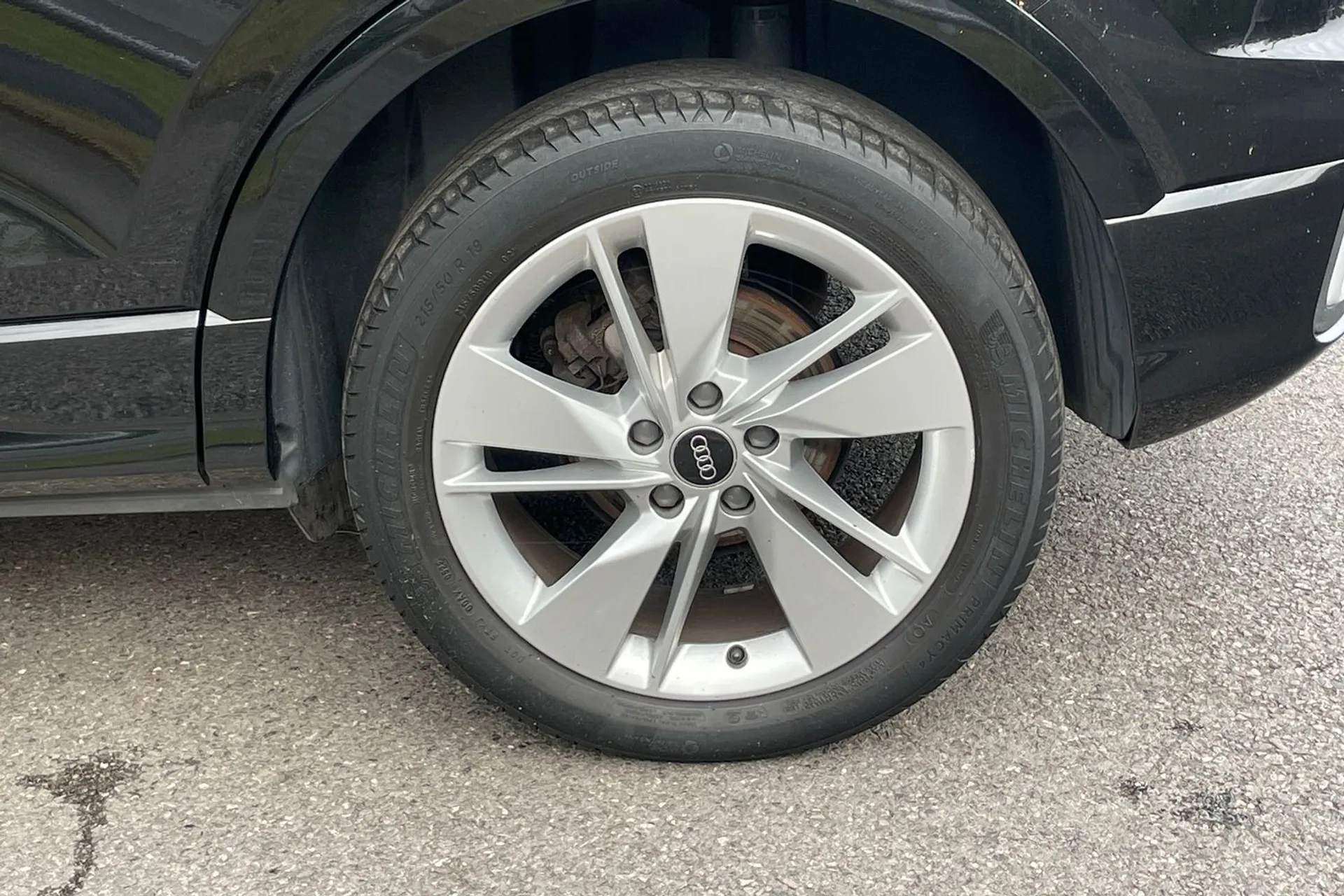 Audi Q2 thumbnail image number 11