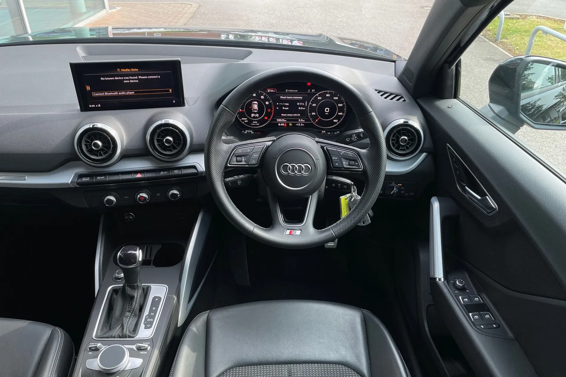 Audi Q2 thumbnail image number 33