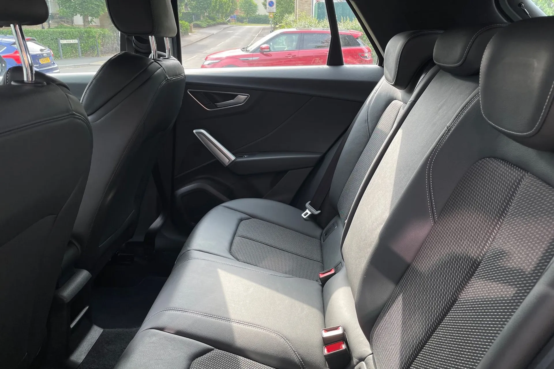 Audi Q2 thumbnail image number 29