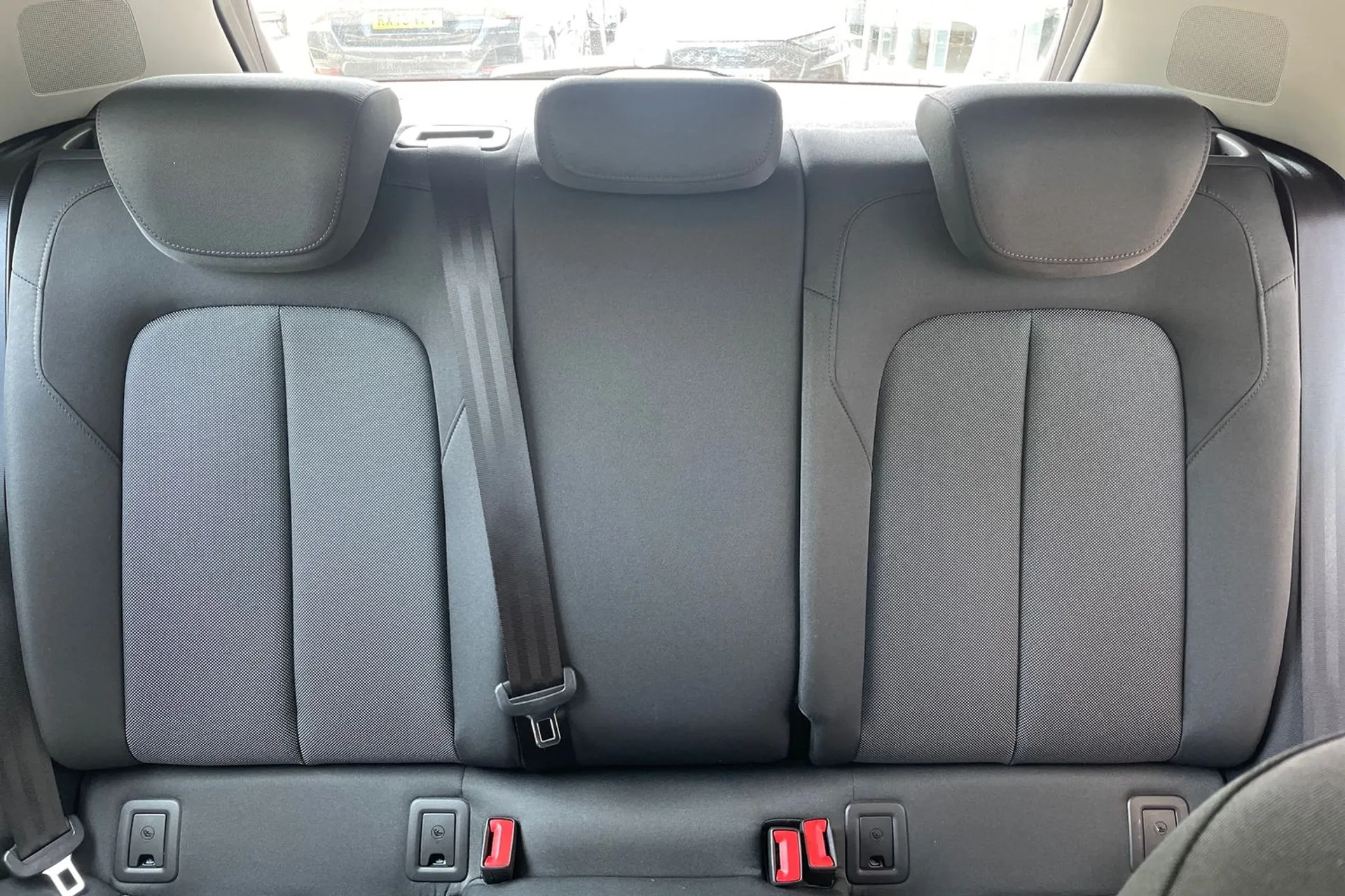 Audi Q2 thumbnail image number 30