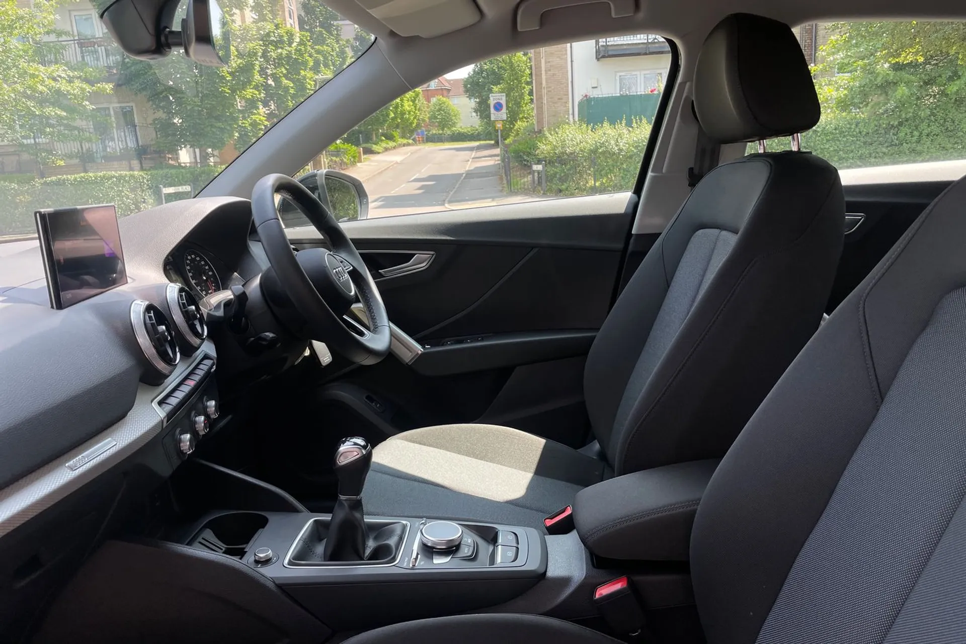 Audi Q2 thumbnail image number 27