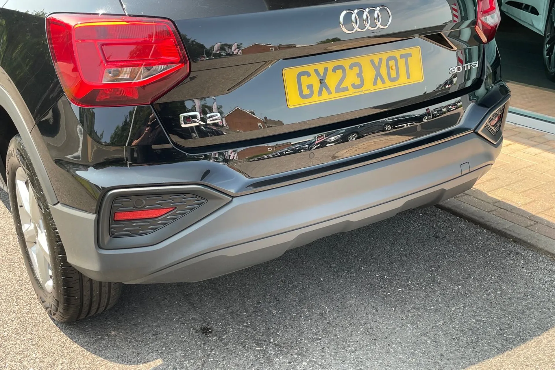 Audi Q2 thumbnail image number 16