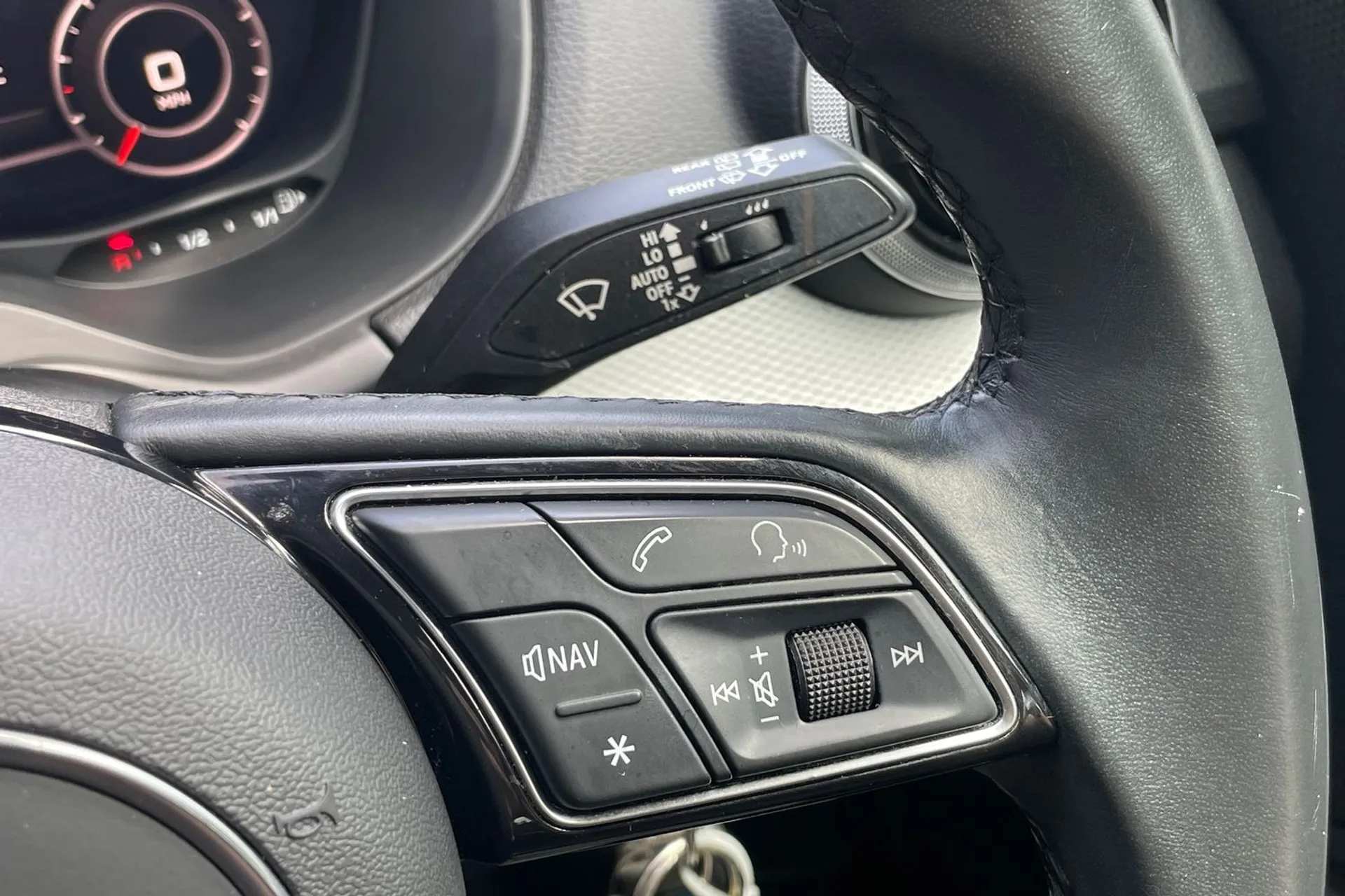 Audi Q2 thumbnail image number 58