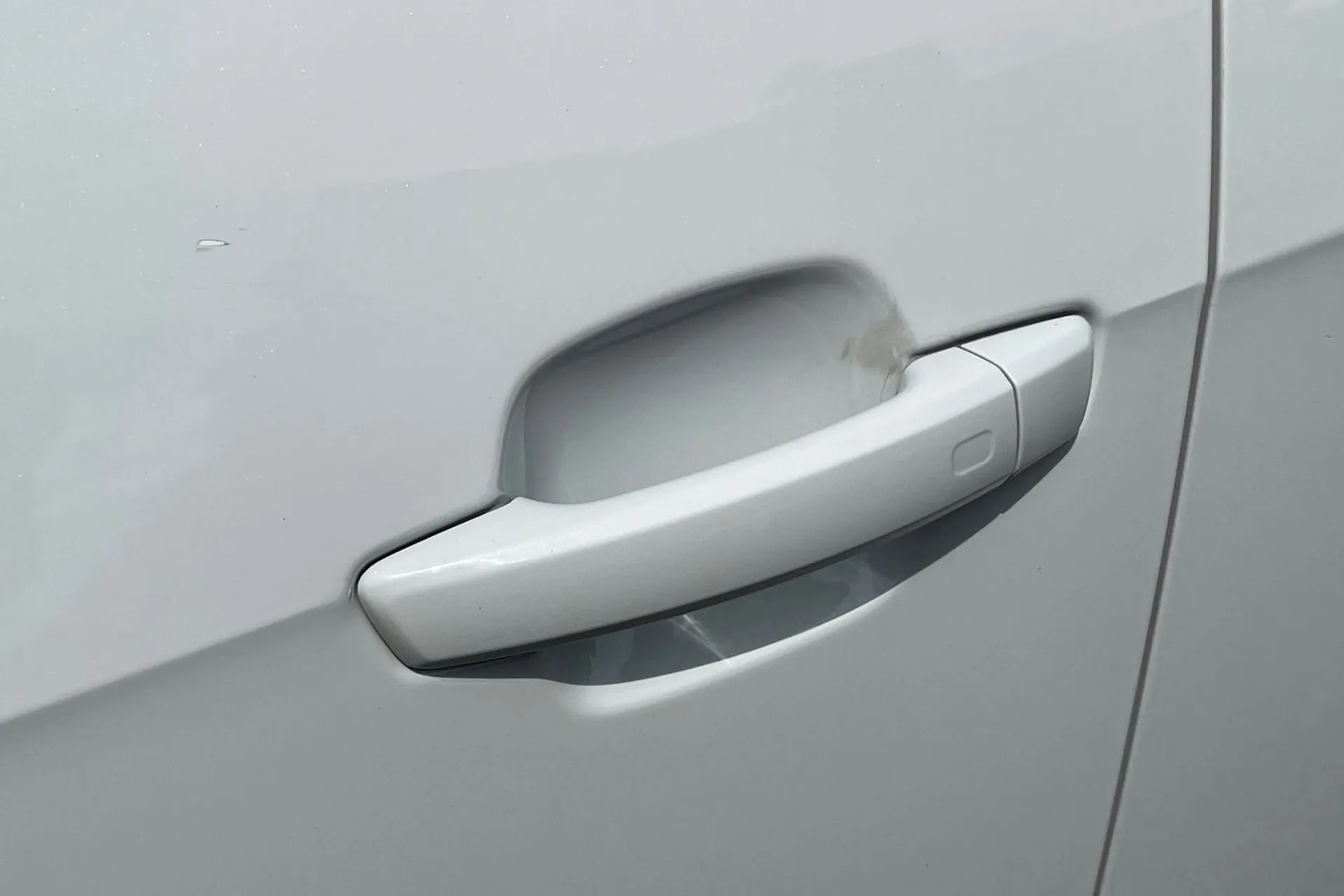 Audi Q2 thumbnail image number 15
