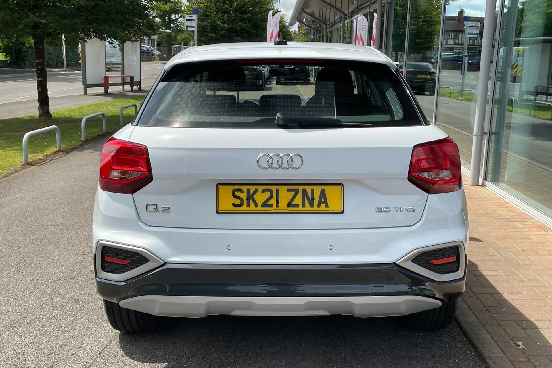Audi Q2 thumbnail image number 6