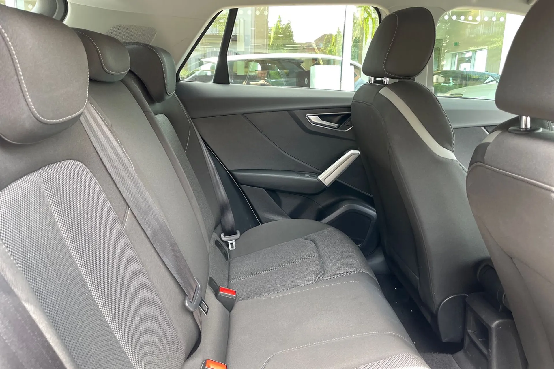 Audi Q2 thumbnail image number 21