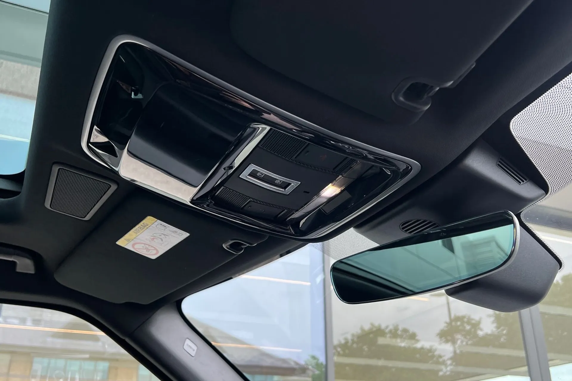 LAND ROVER RANGE ROVER SPORT thumbnail image number 28
