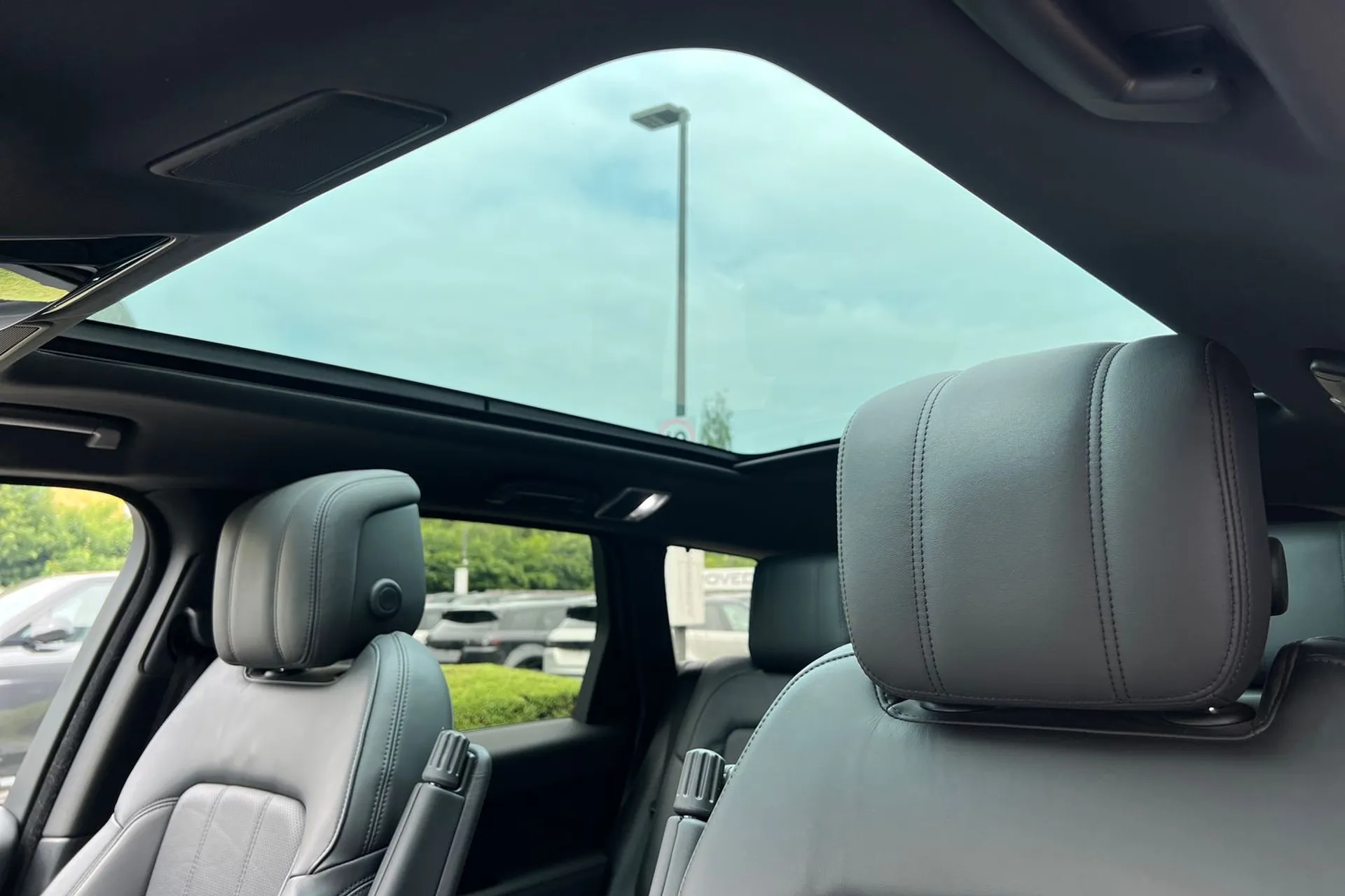 LAND ROVER RANGE ROVER SPORT thumbnail image number 6