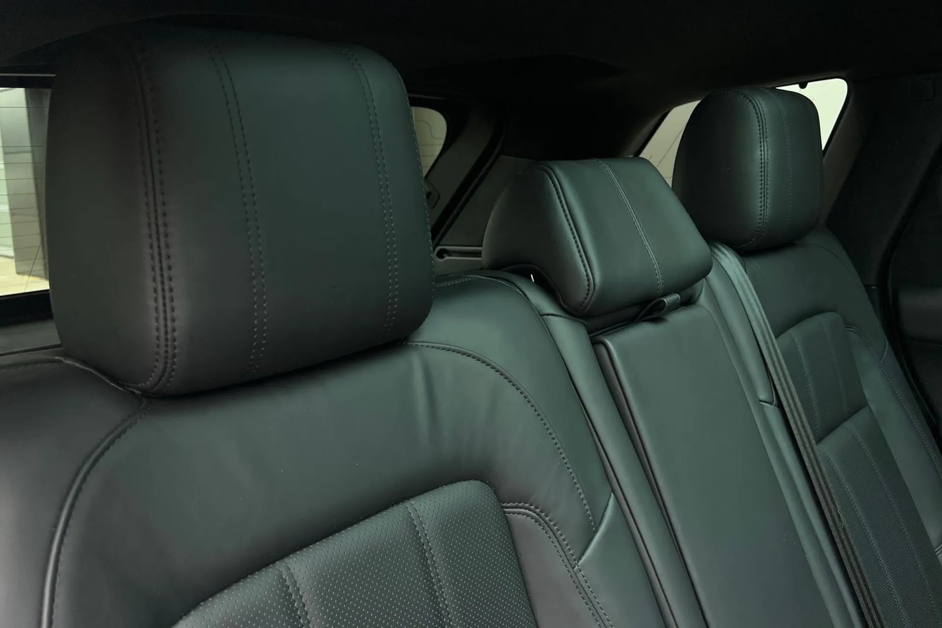 LAND ROVER RANGE ROVER SPORT thumbnail image number 36