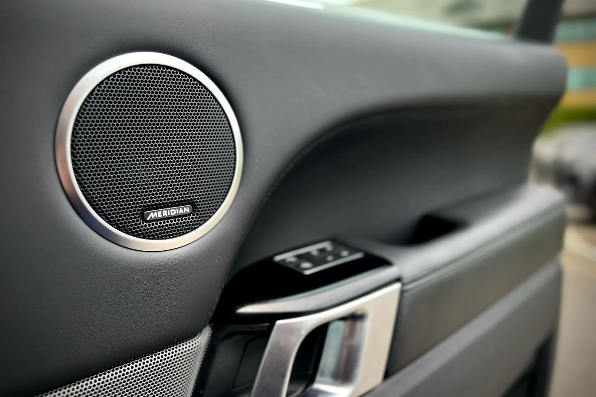 LAND ROVER RANGE ROVER SPORT thumbnail image number 60