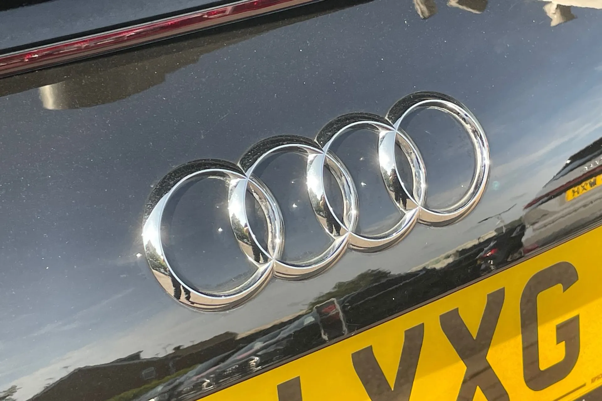 Audi TT thumbnail image number 49