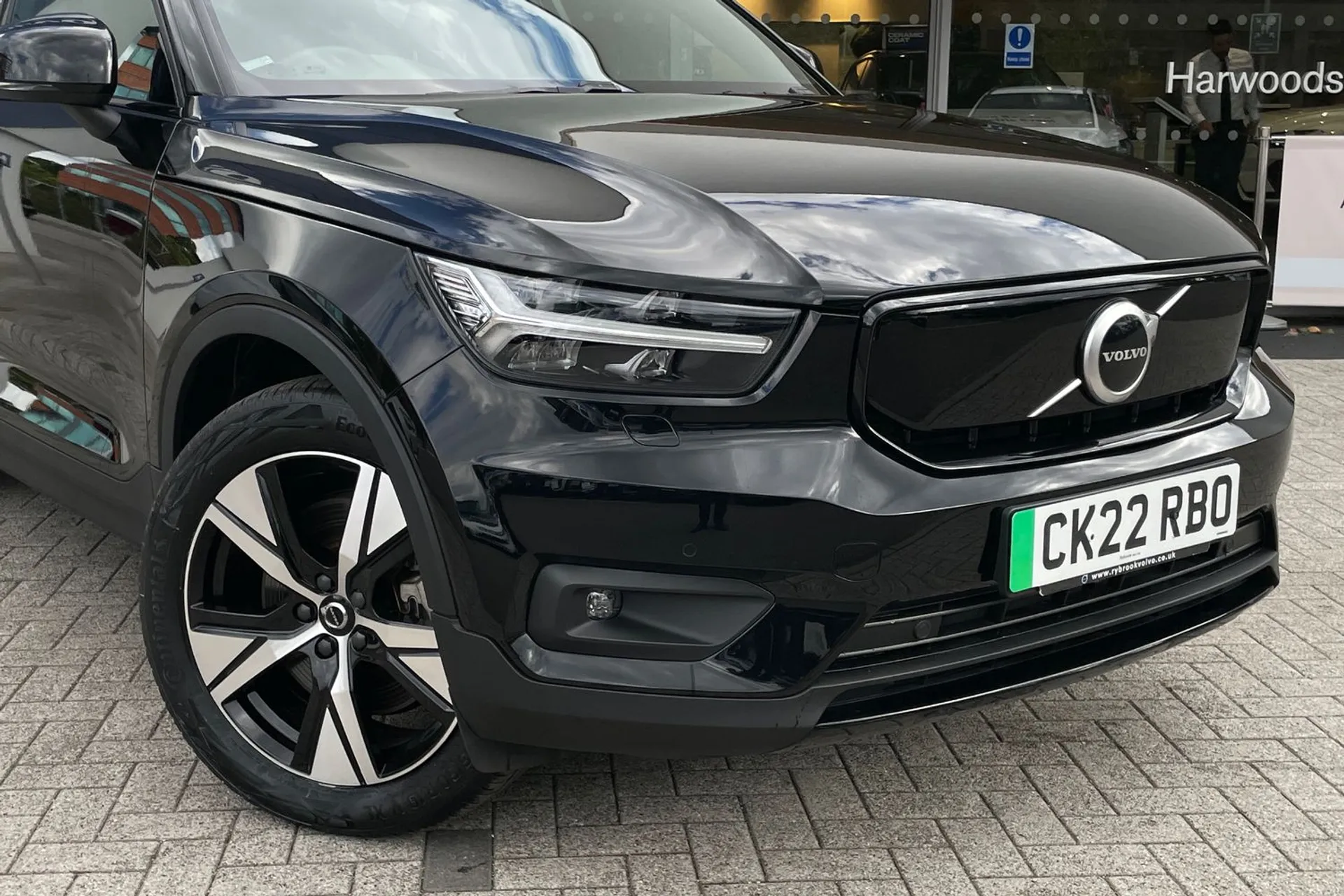 Volvo XC40 thumbnail image number 6