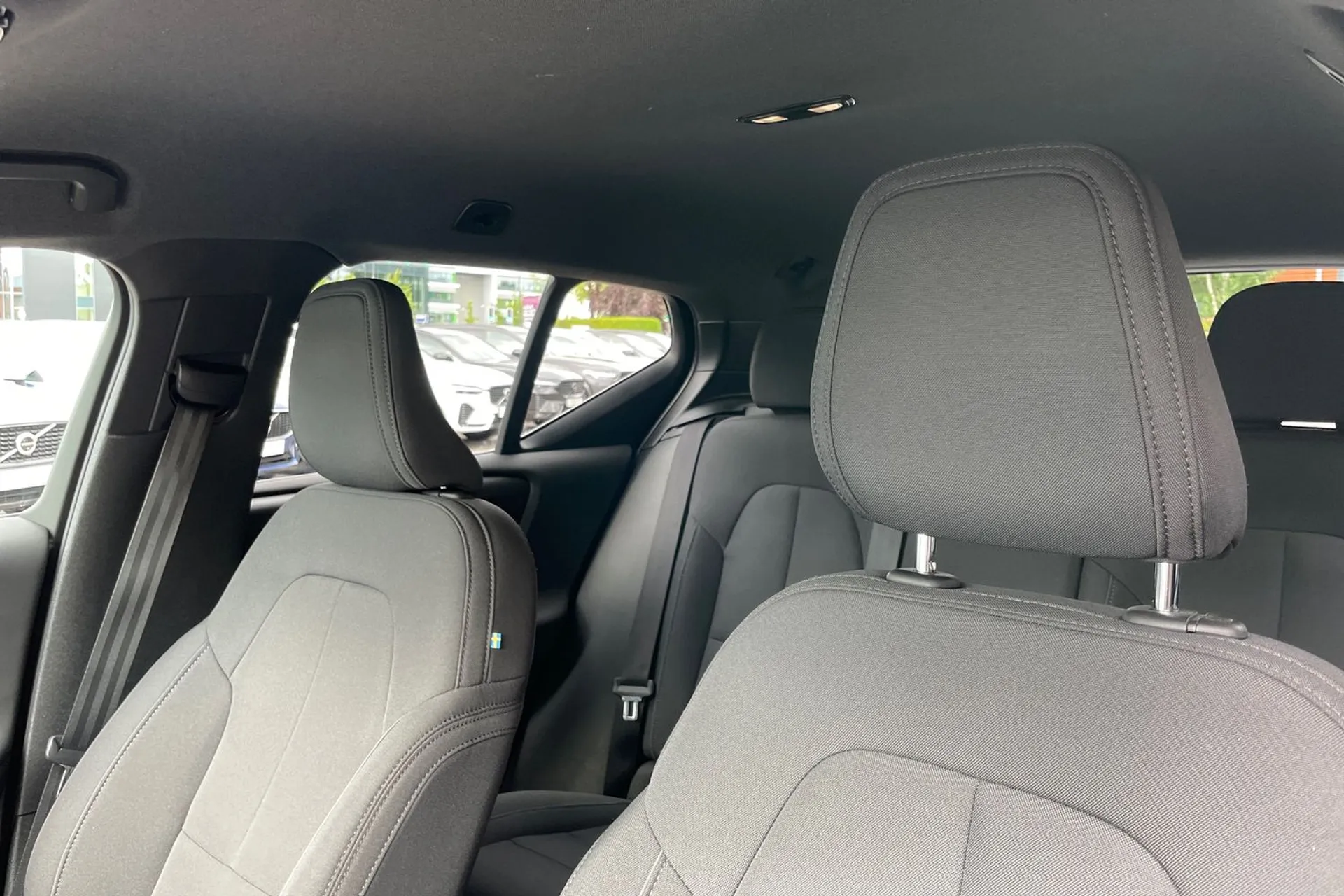 Volvo XC40 thumbnail image number 28
