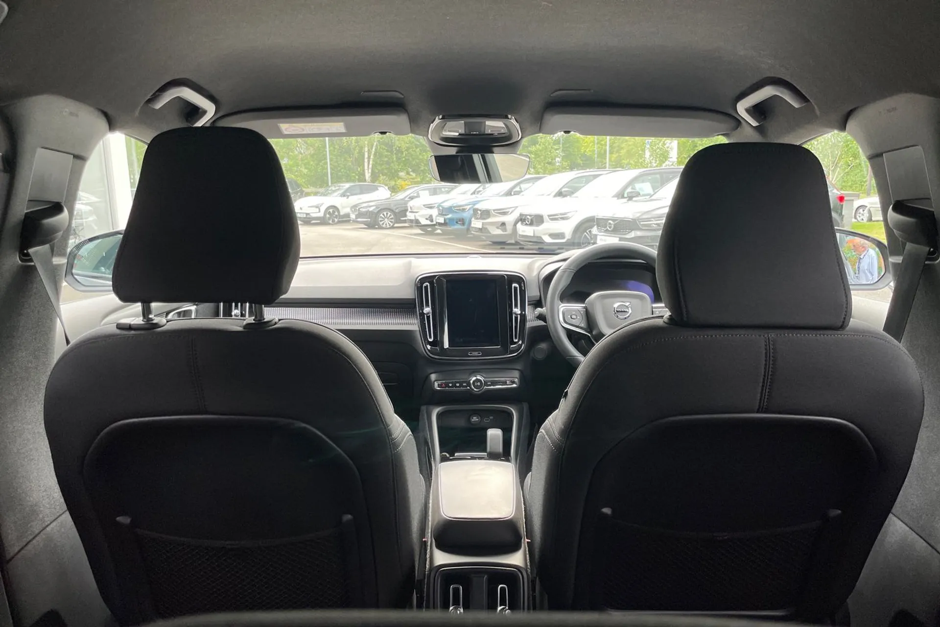 Volvo XC40 thumbnail image number 21