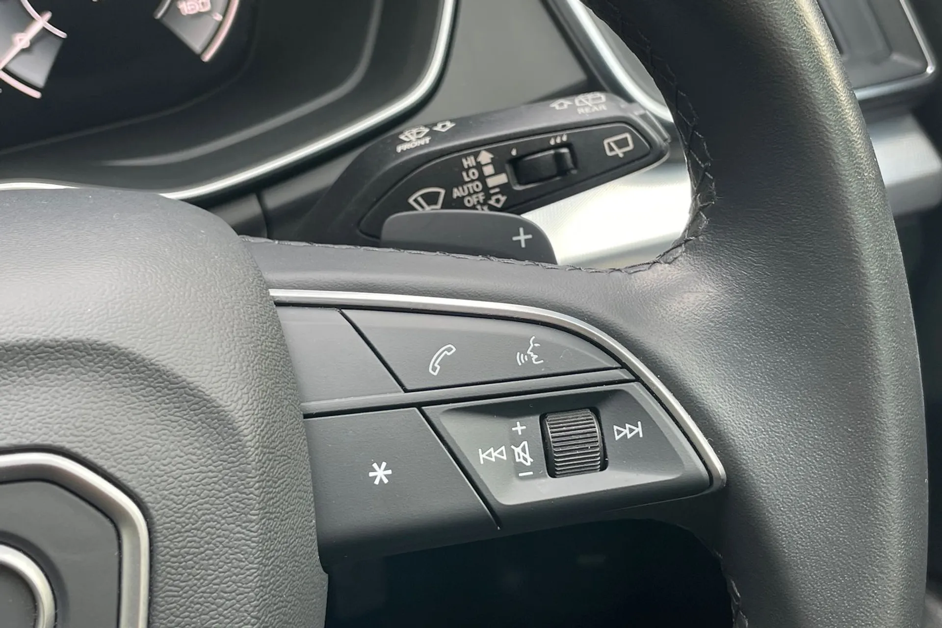 Audi Q5 thumbnail image number 57