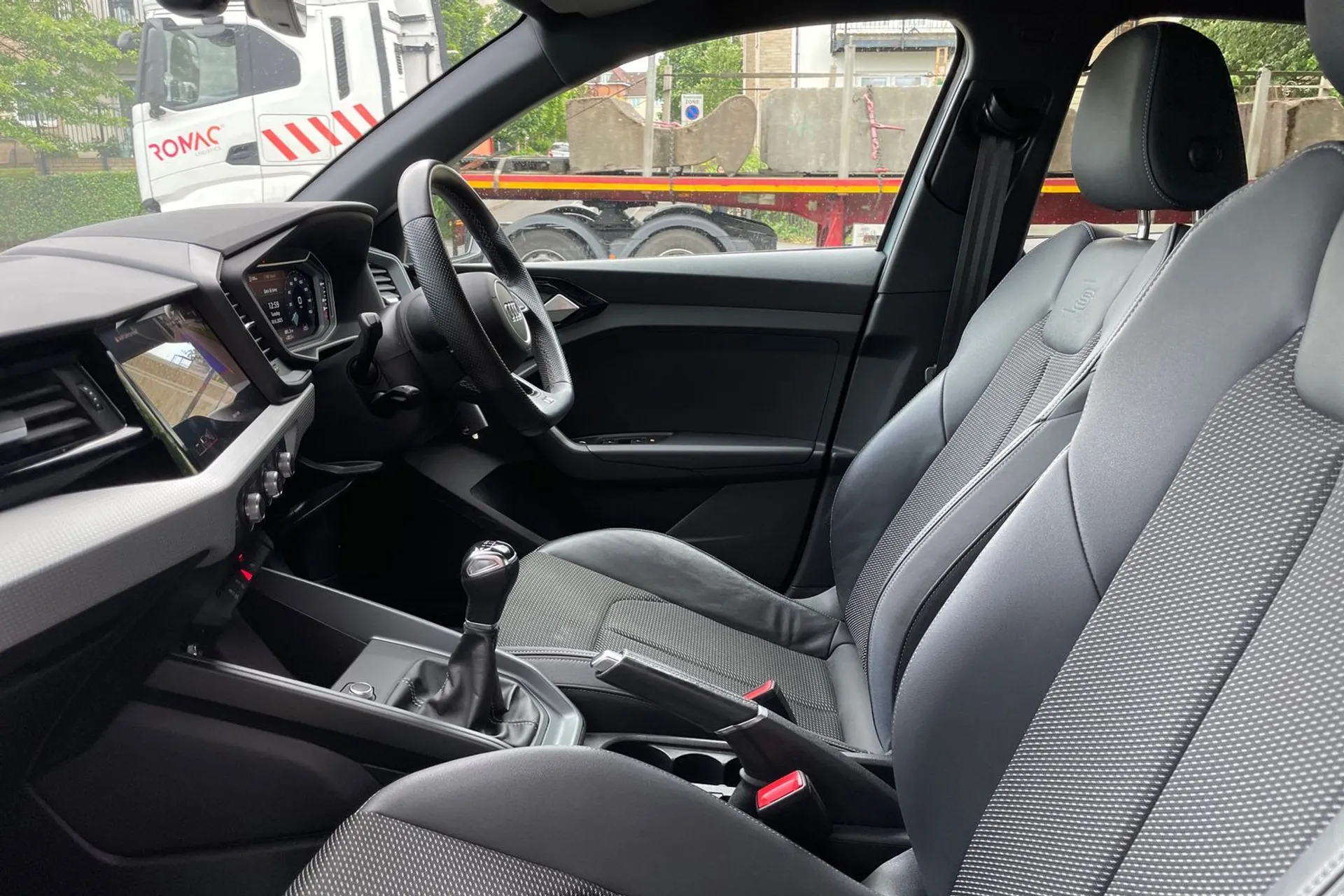 Audi A1 thumbnail image number 27