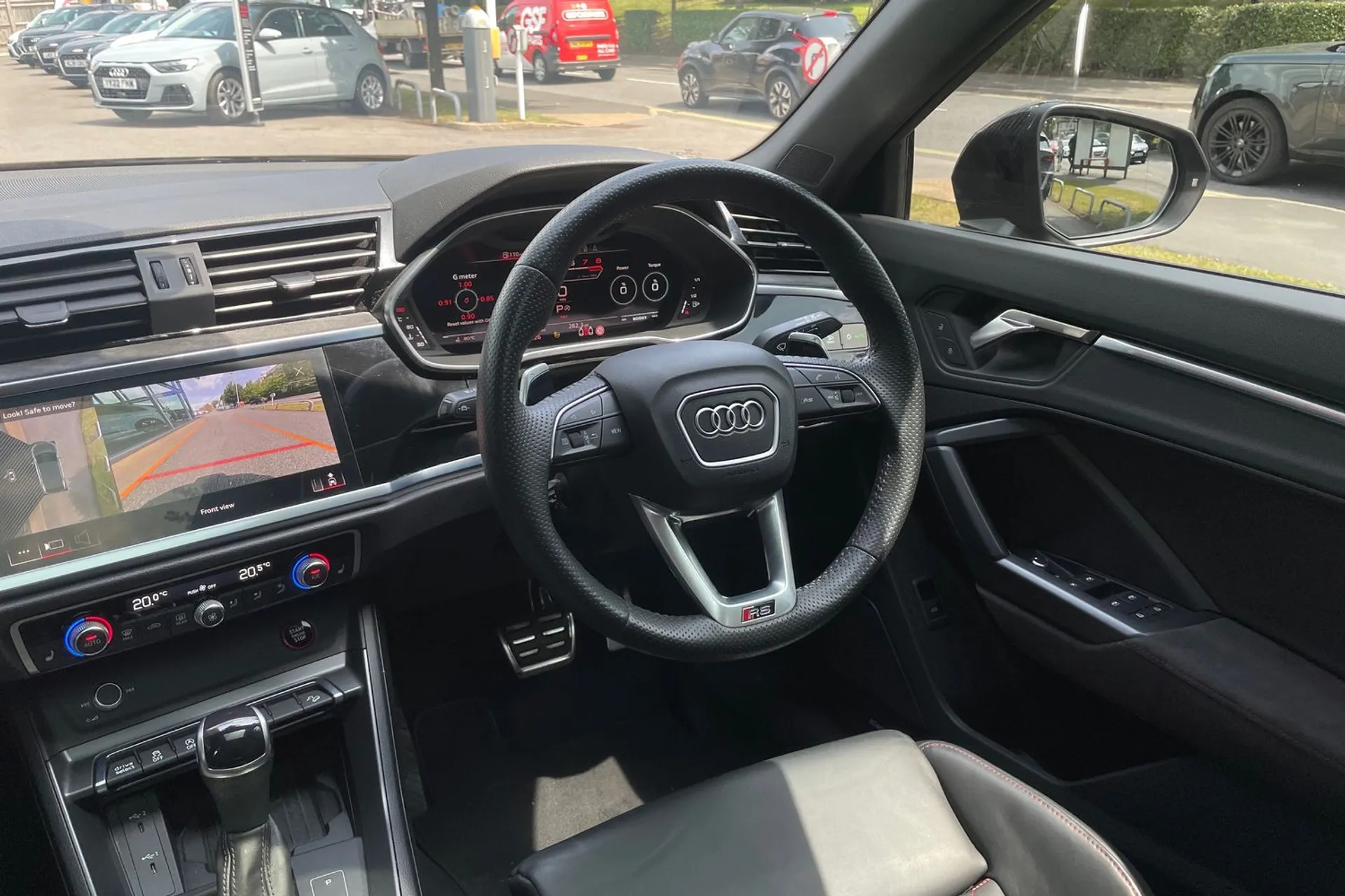 Audi RS Q3 thumbnail image number 32
