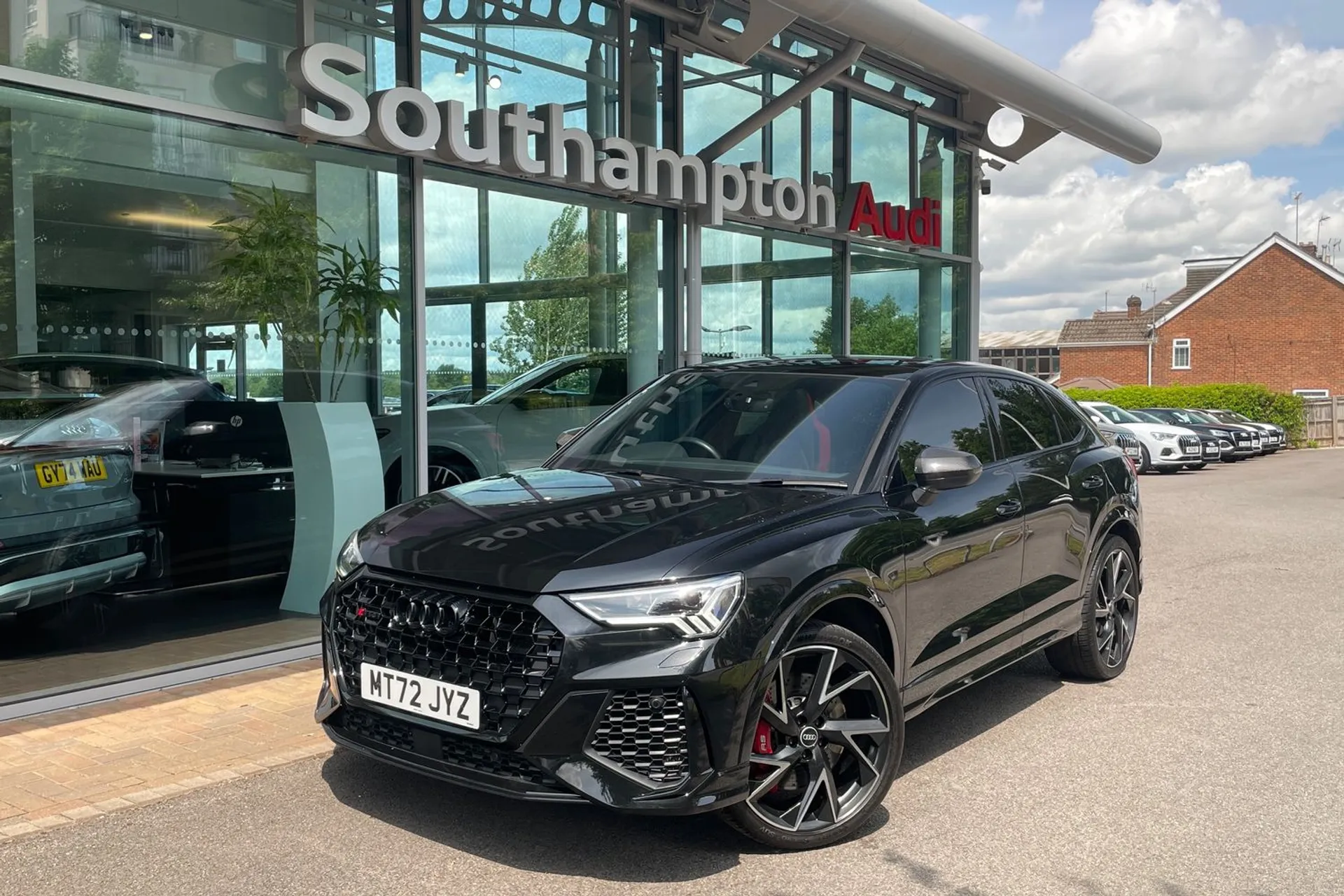 Audi RS Q3 thumbnail image number 11