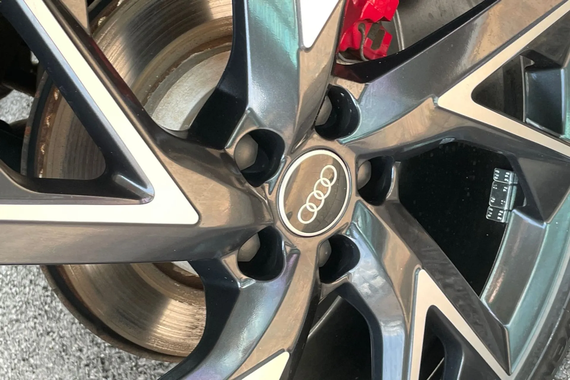 Audi RS Q3 thumbnail image number 18