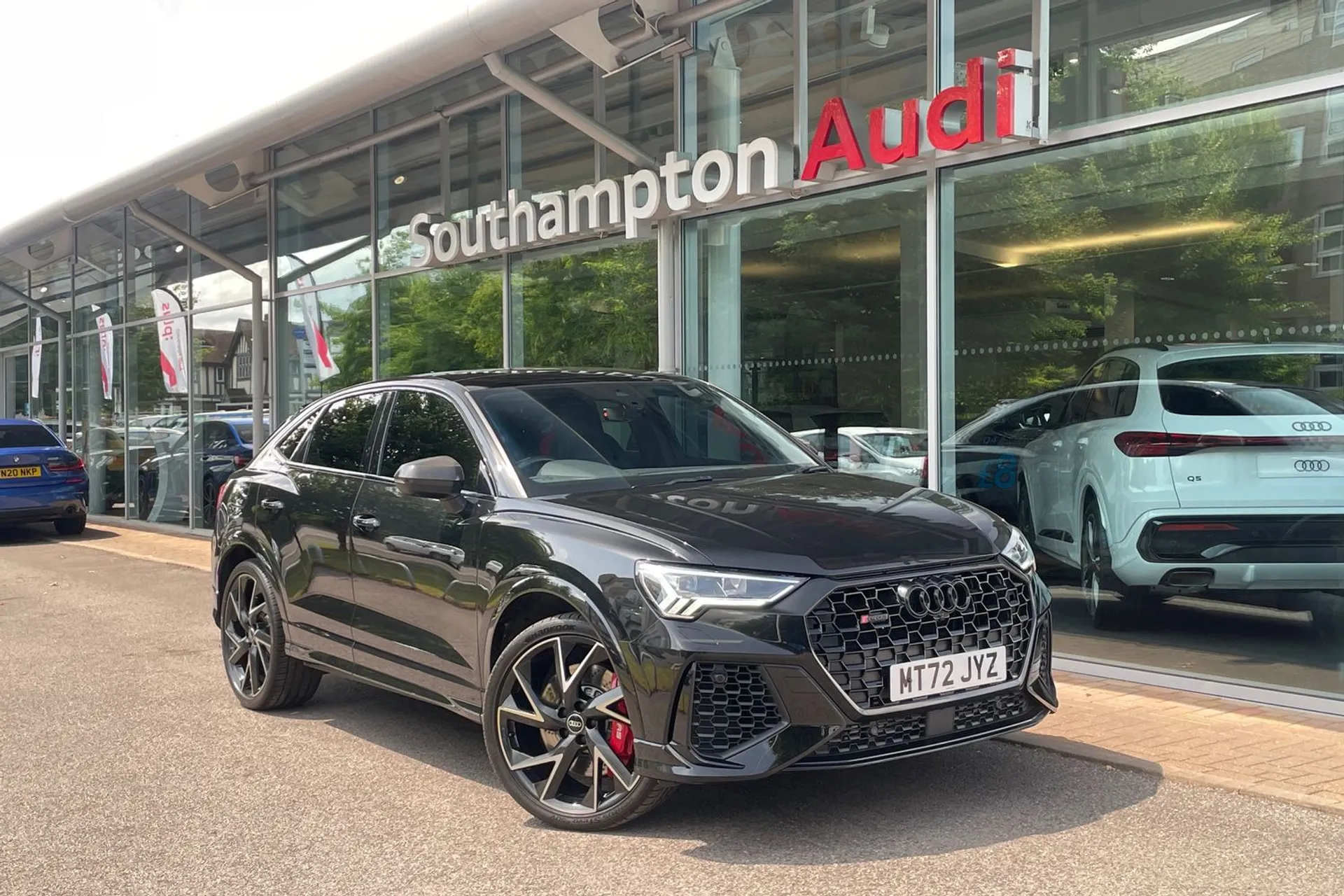 Audi RS Q3 focused image