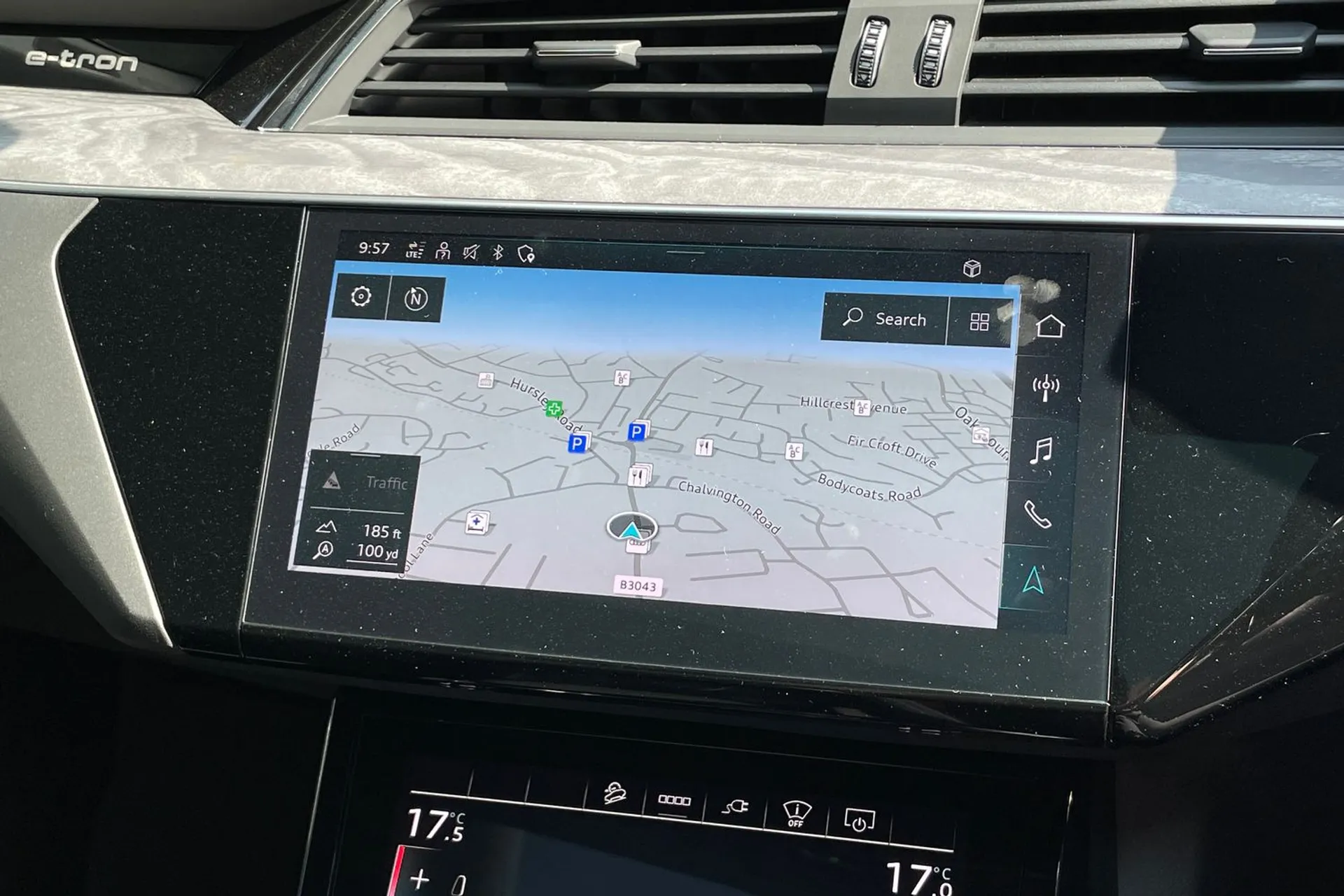 Audi e-tron thumbnail image number 37