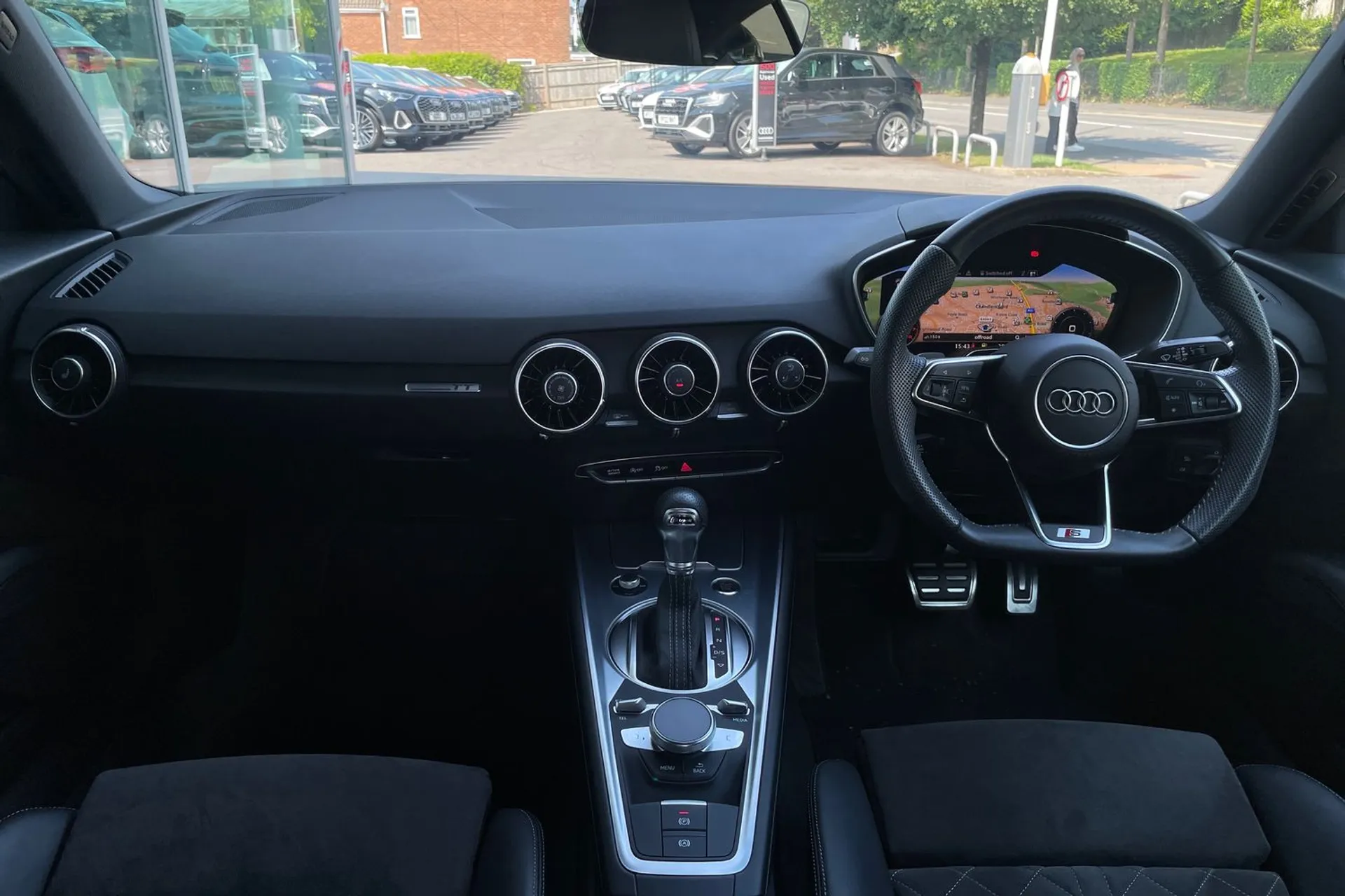 Audi TT thumbnail image number 3