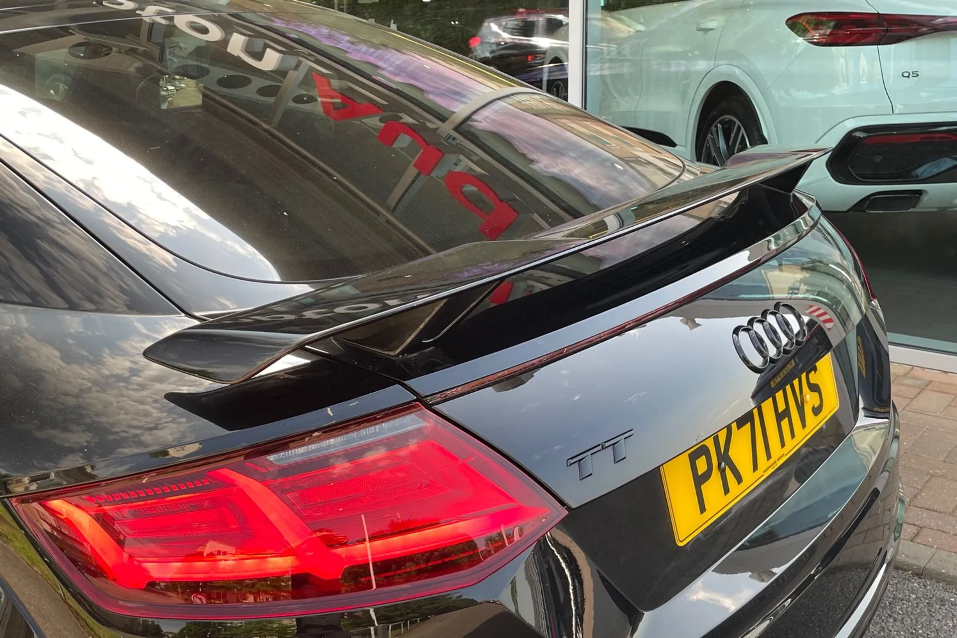 Audi TT thumbnail image number 13