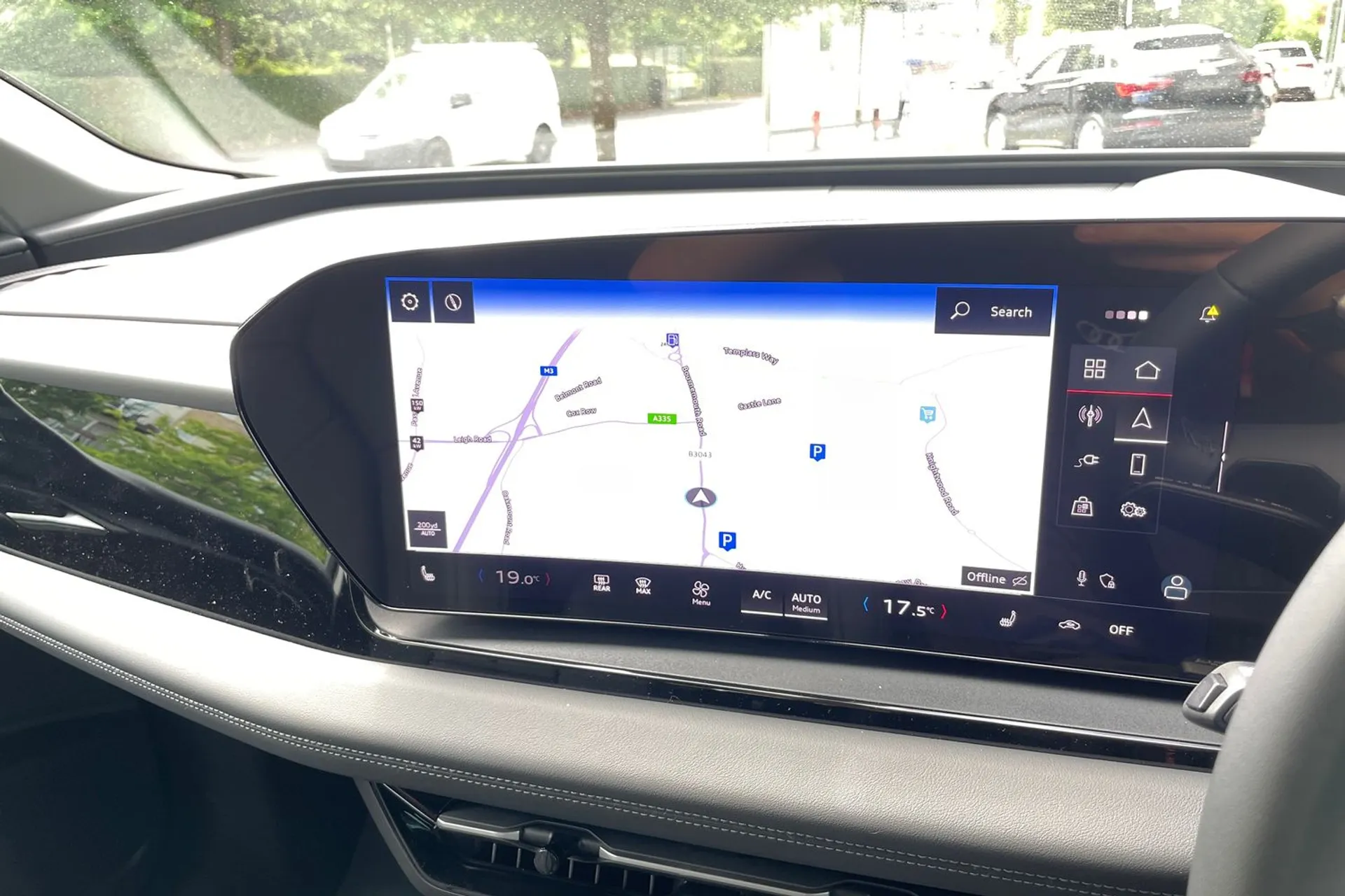 Audi Q6 e-tron thumbnail image number 4