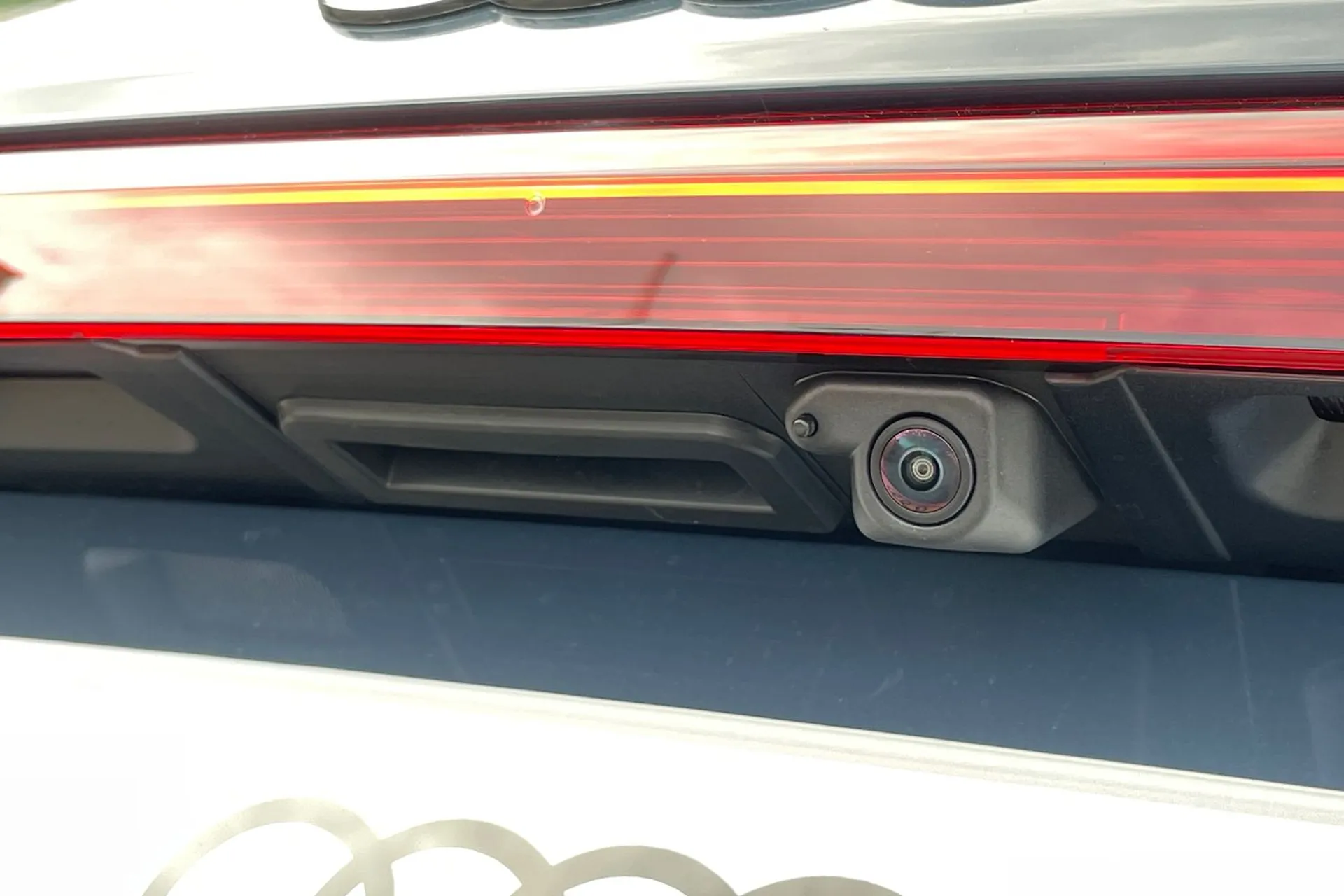 Audi Q6 e-tron thumbnail image number 20