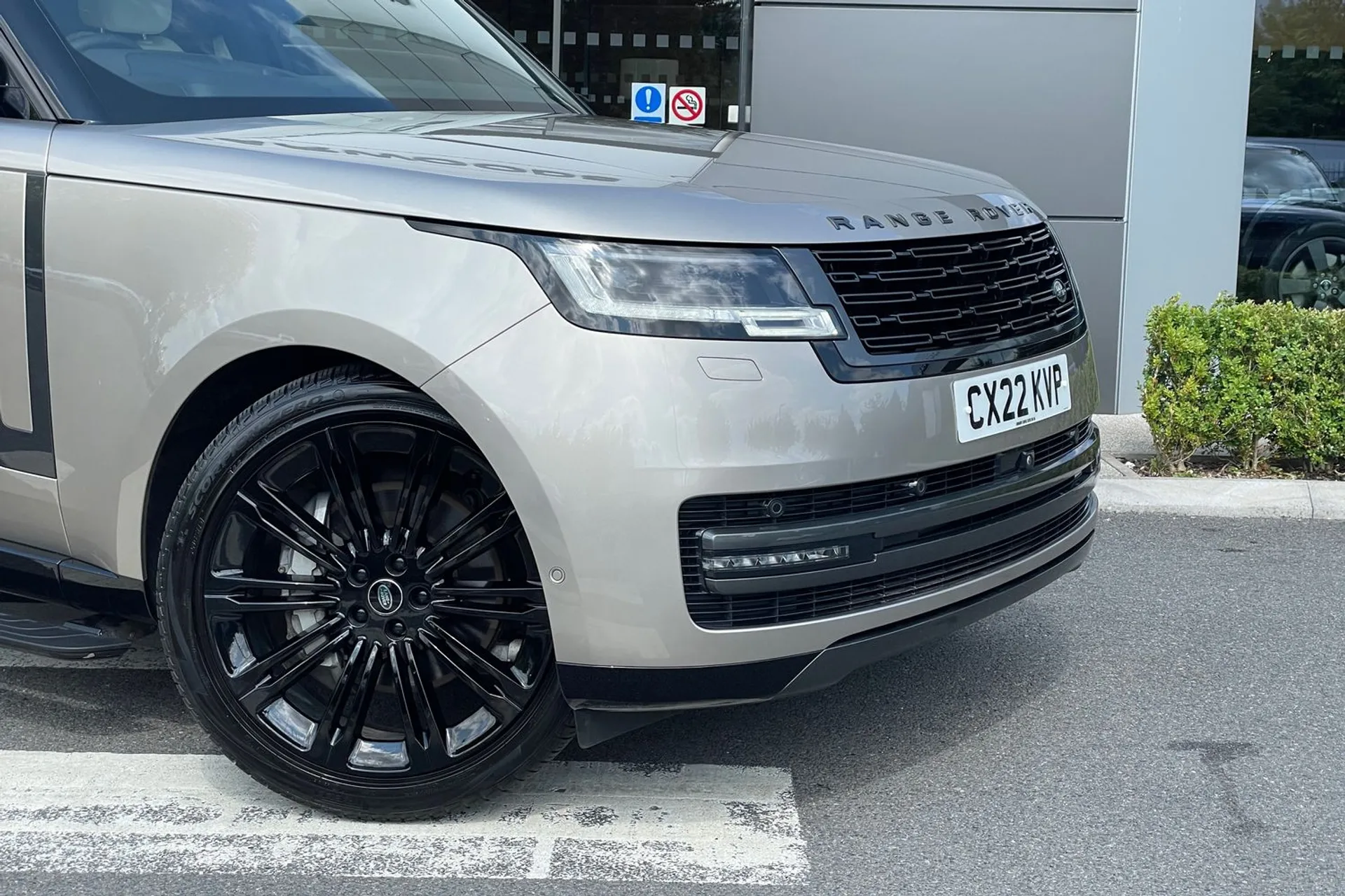 LAND ROVER RANGE ROVER thumbnail image number 32