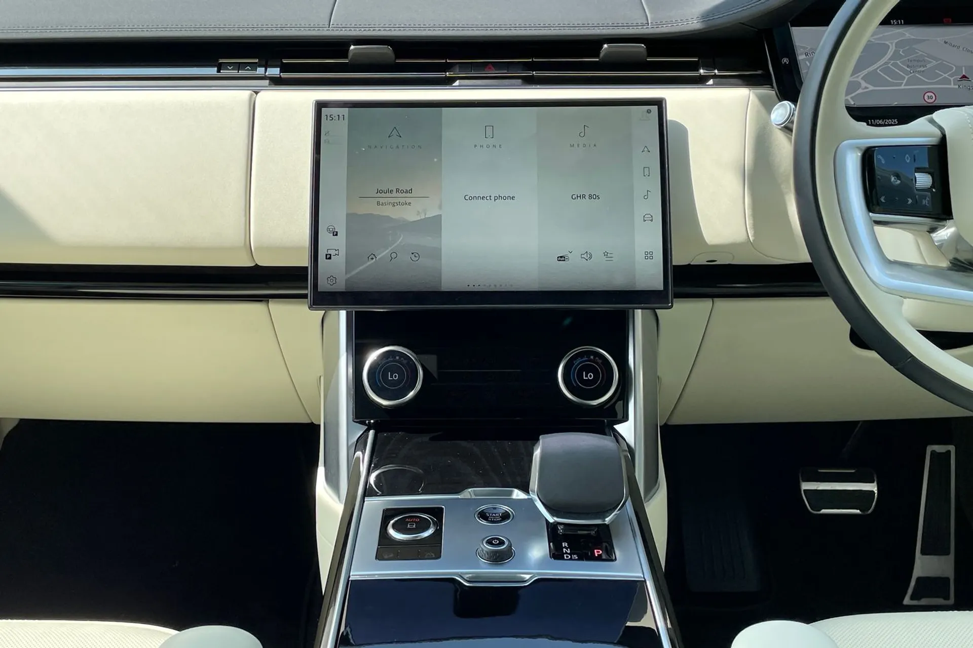LAND ROVER RANGE ROVER thumbnail image number 15