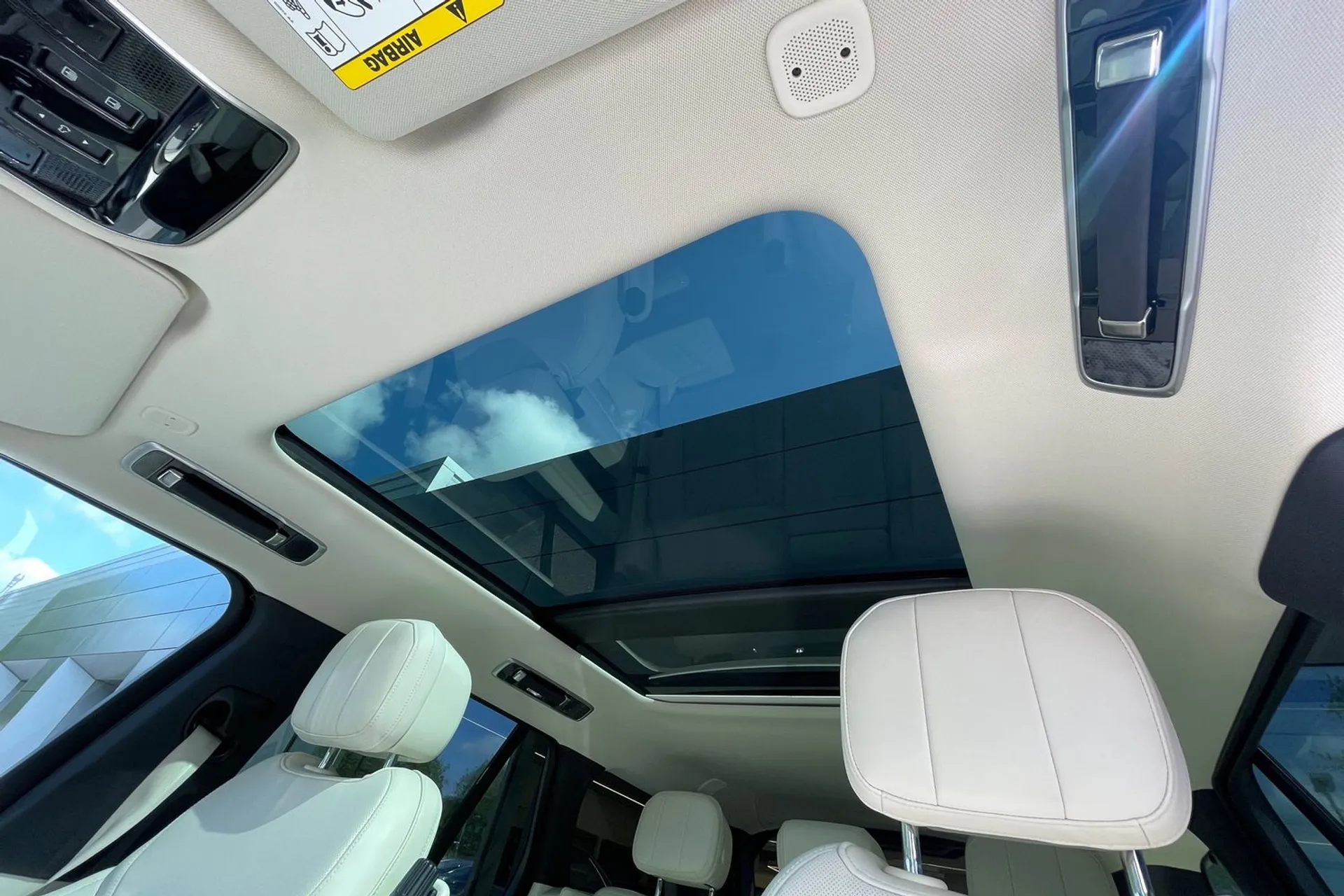 LAND ROVER RANGE ROVER thumbnail image number 5