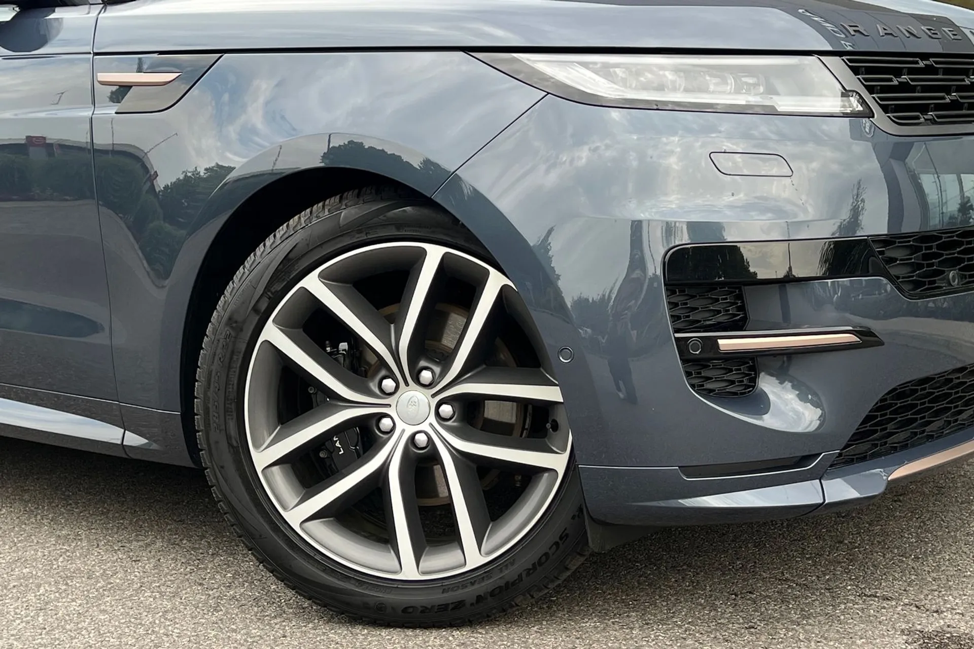LAND ROVER RANGE ROVER SPORT thumbnail image number 11