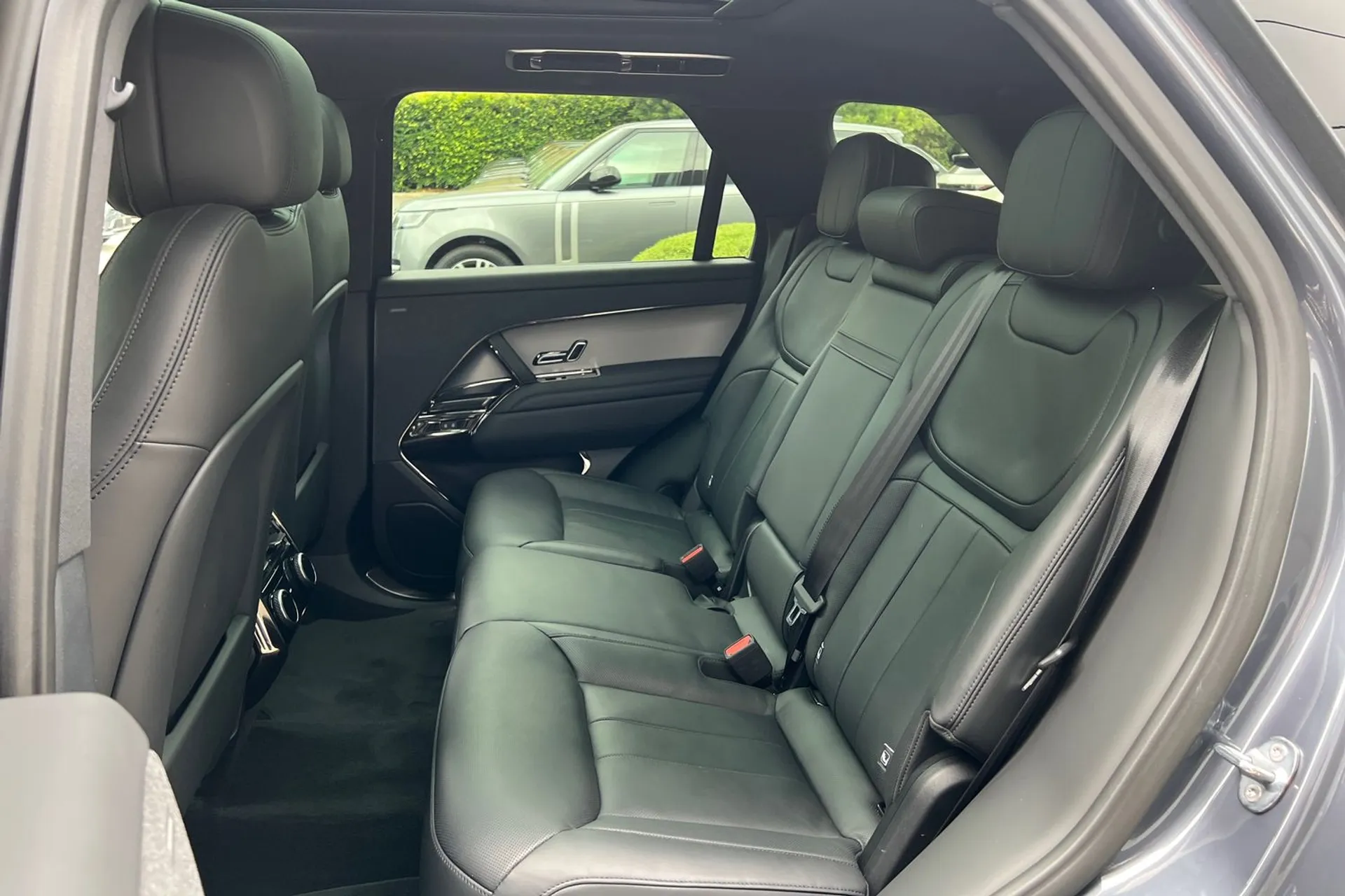 LAND ROVER RANGE ROVER SPORT thumbnail image number 57