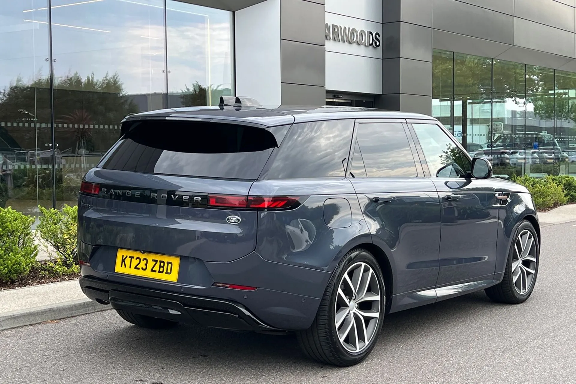 LAND ROVER RANGE ROVER SPORT thumbnail image number 13