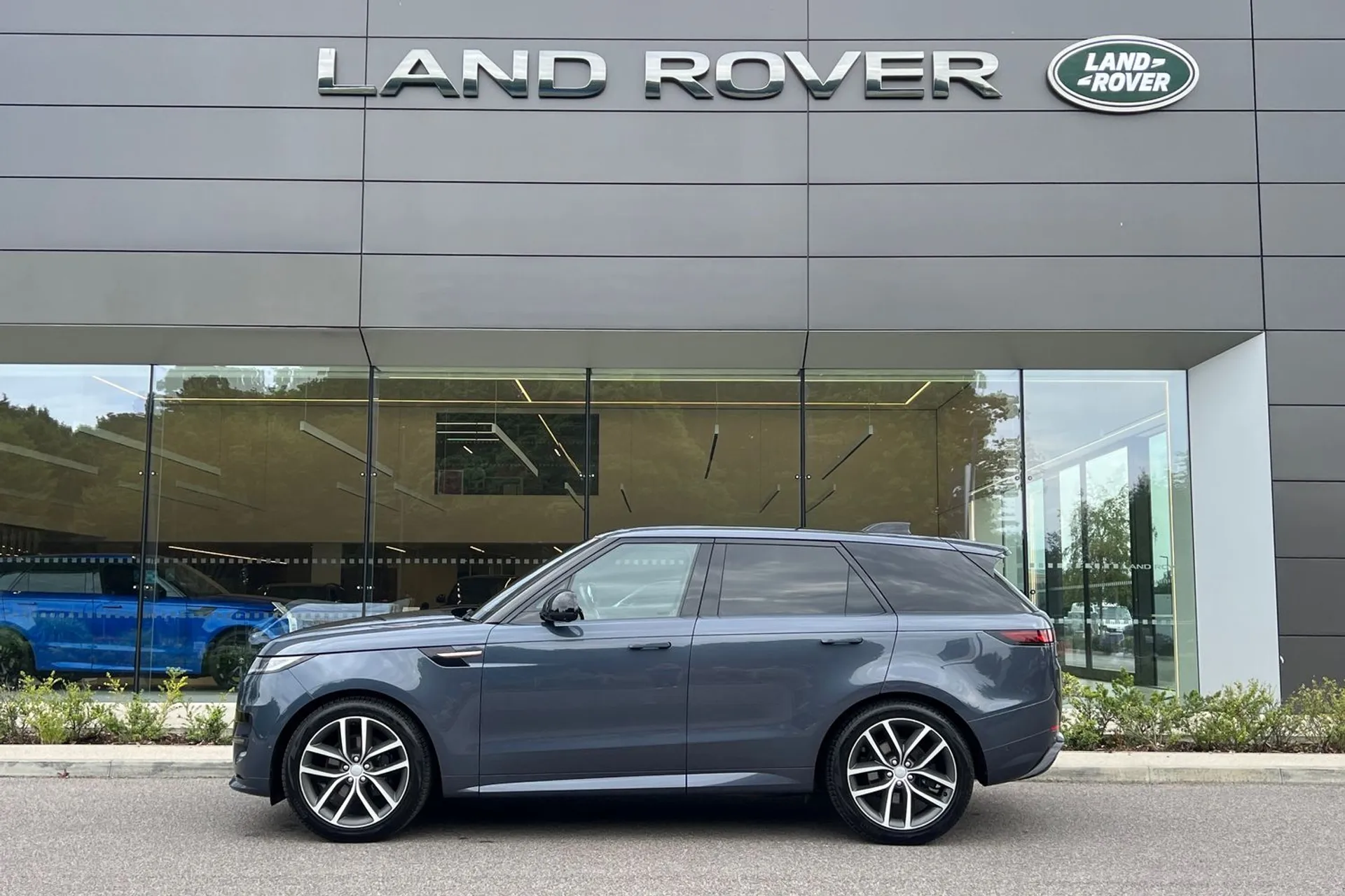 LAND ROVER RANGE ROVER SPORT thumbnail image number 9