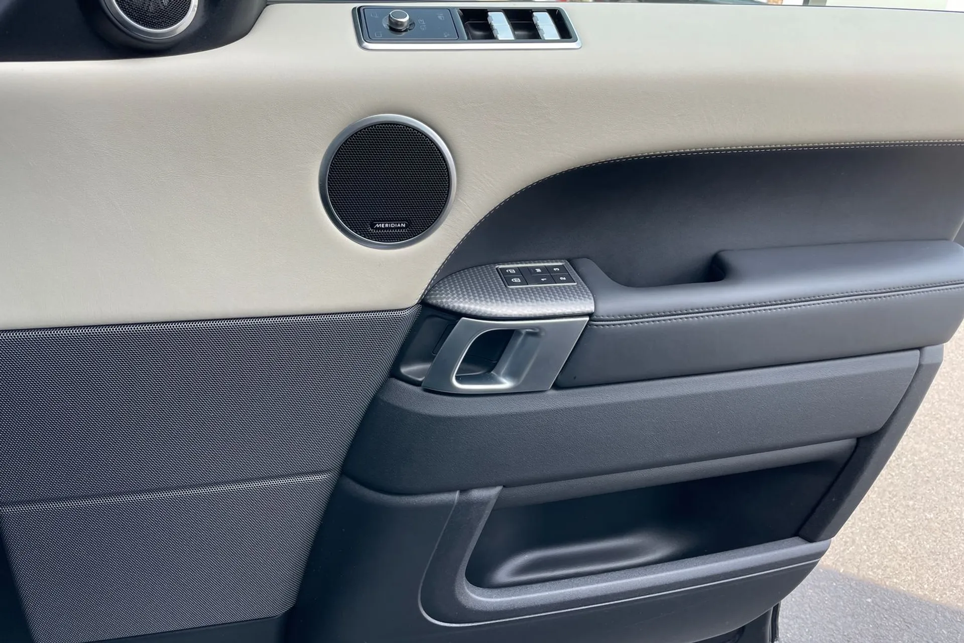 LAND ROVER RANGE ROVER SPORT thumbnail image number 20