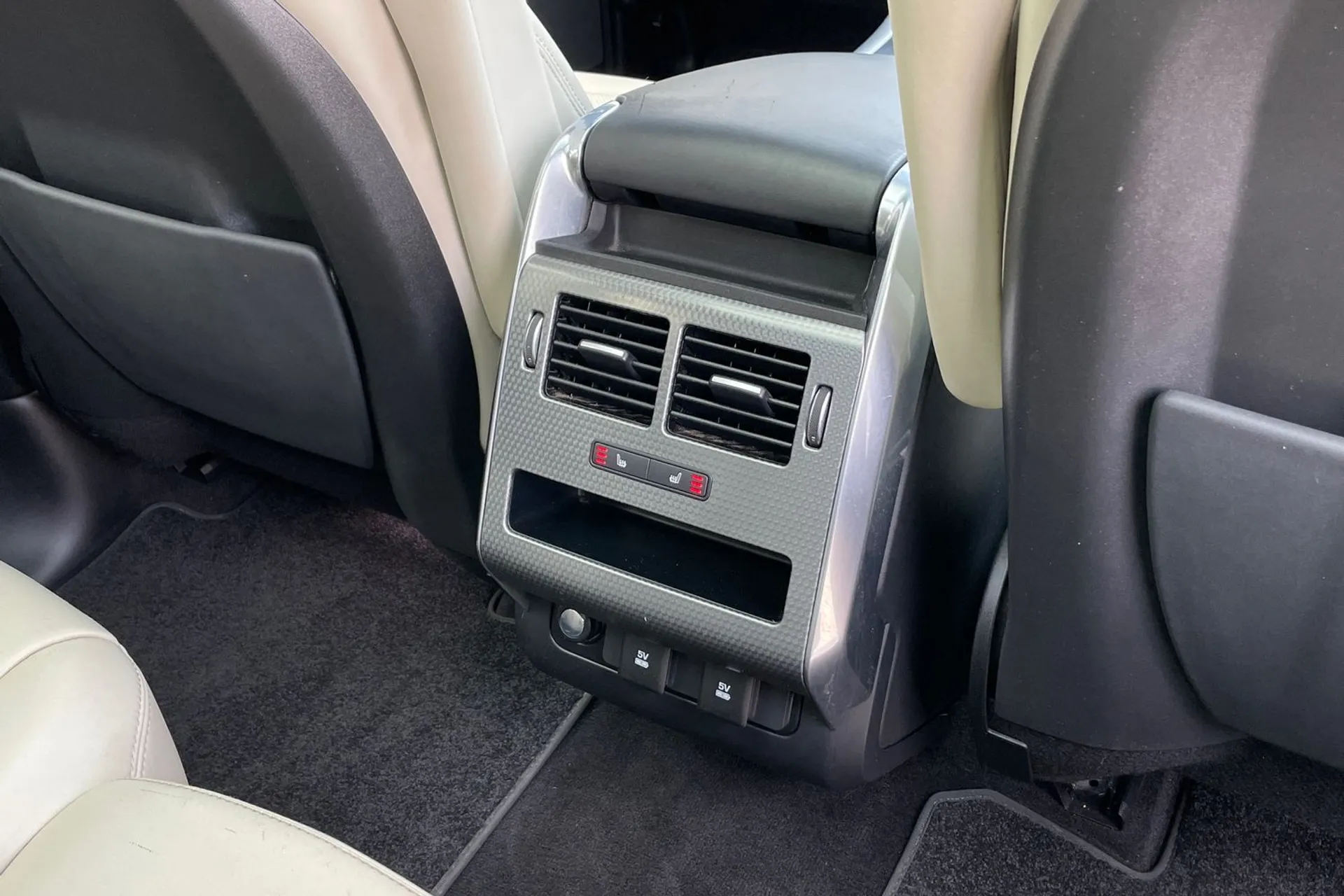 LAND ROVER RANGE ROVER SPORT thumbnail image number 39
