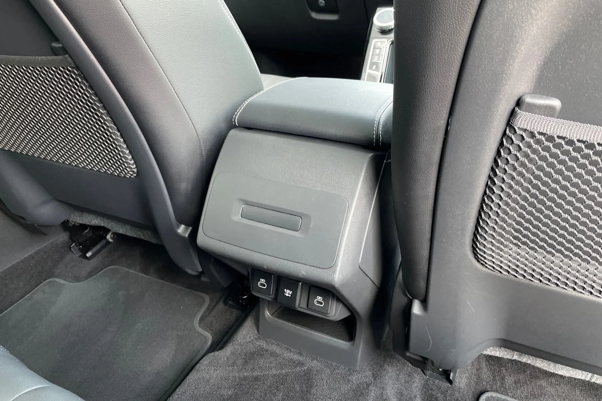 Jaguar I-PACE thumbnail image number 57
