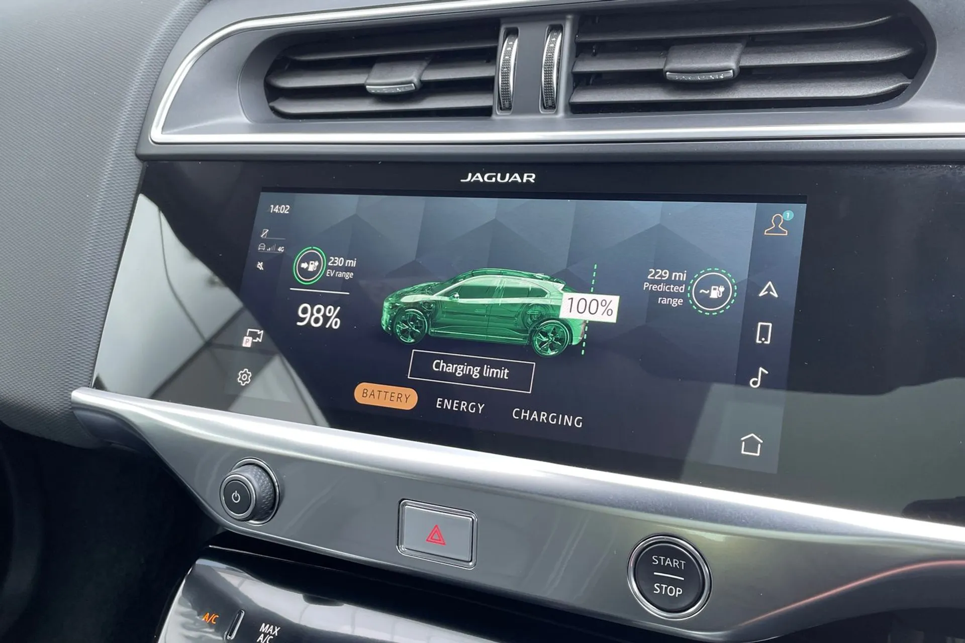 Jaguar I-PACE thumbnail image number 9
