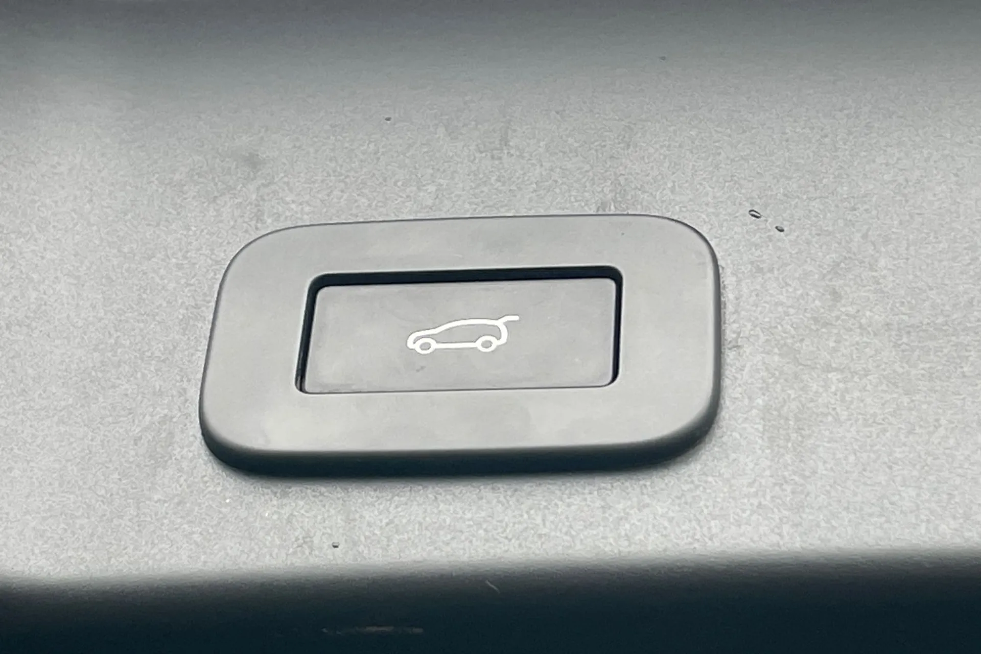 LAND ROVER RANGE ROVER EVOQUE thumbnail image number 35